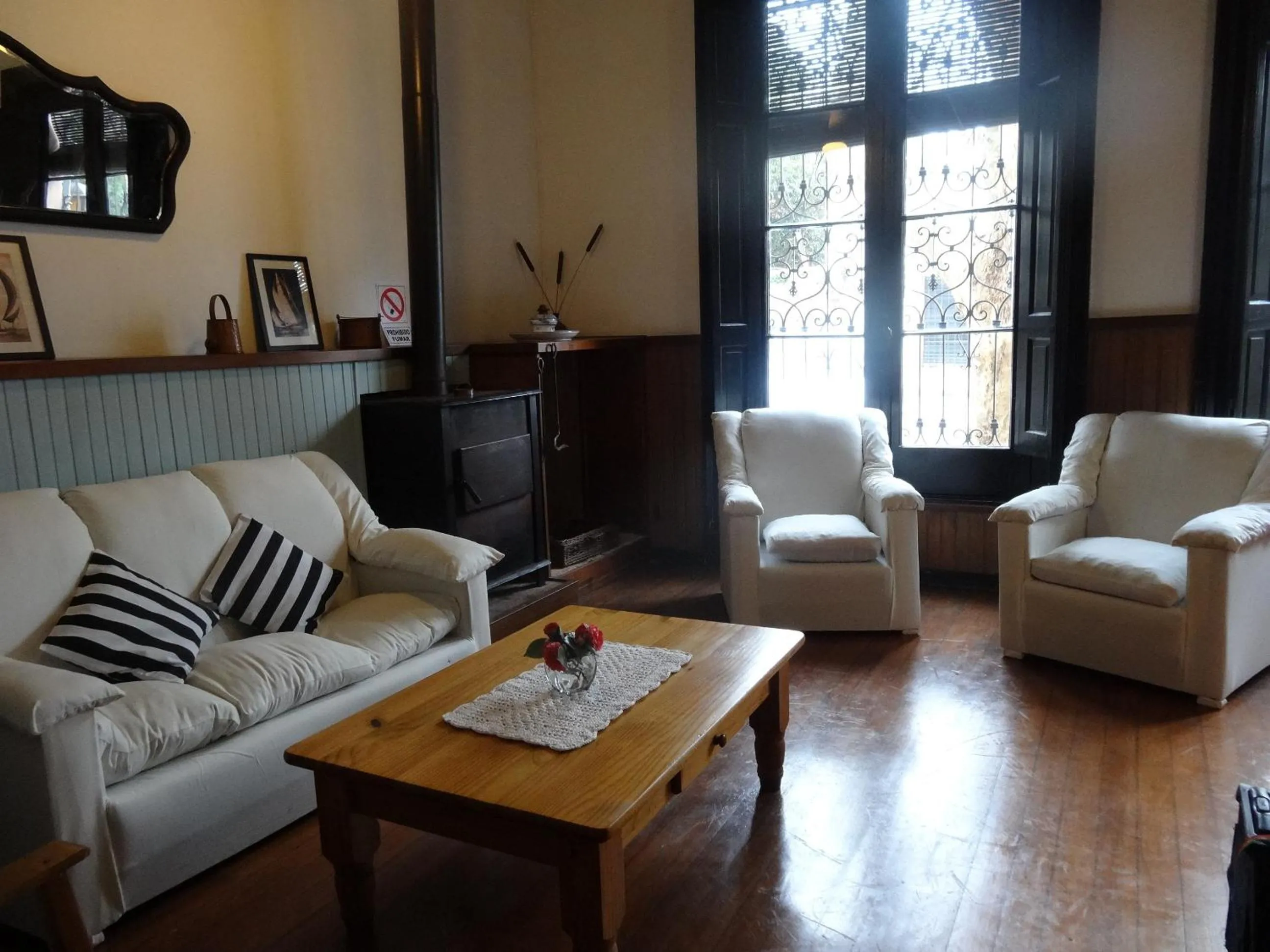 Living room in Posada de la Flor