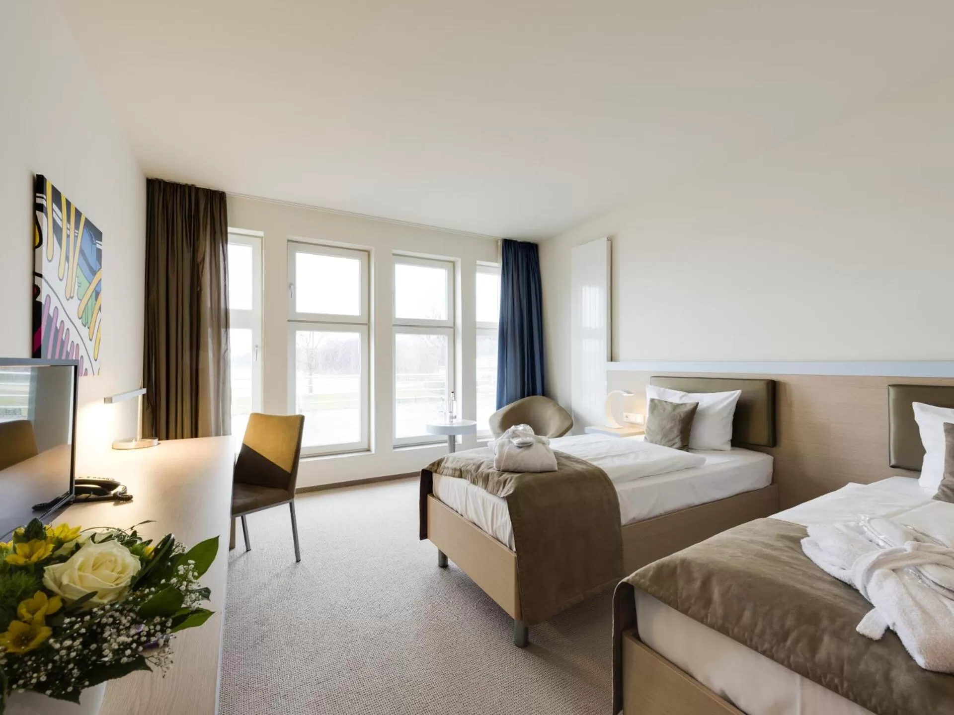 Photo of the whole room, Bed in Aspria Hannover Maschsee Sport & Spa