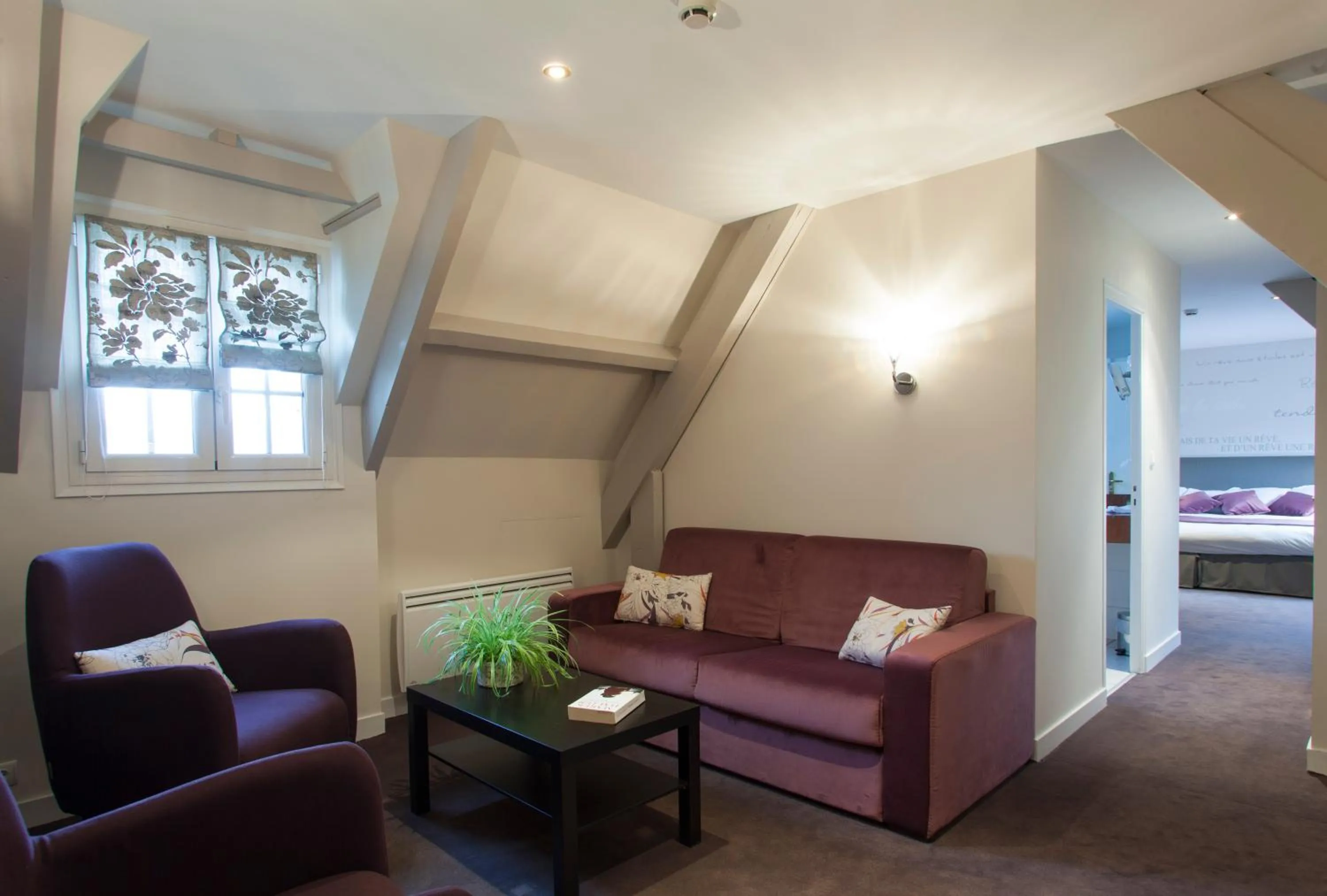 Seating area in Hôtel Restaurant Ar Milin-Logis hôtels