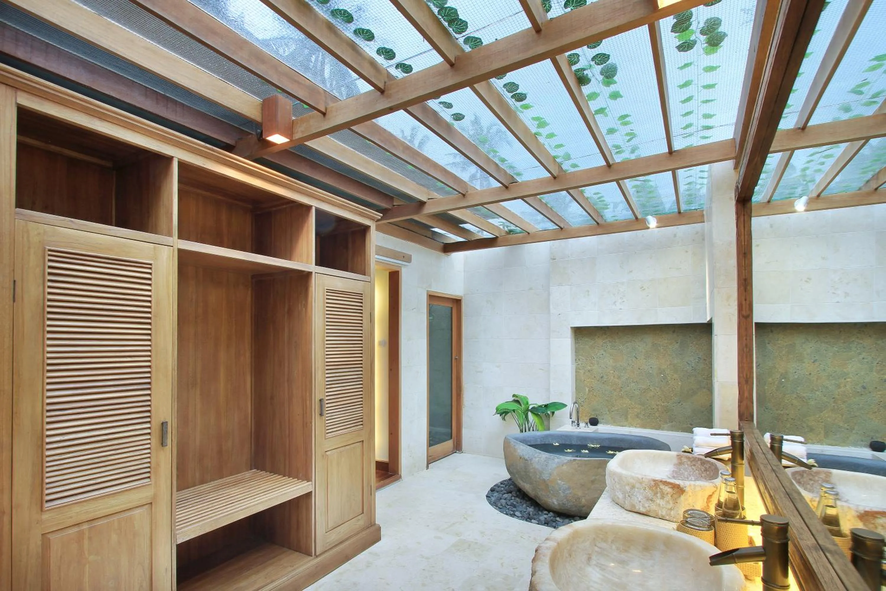 Toilet in Graha Sandat Villas by GenuineHost