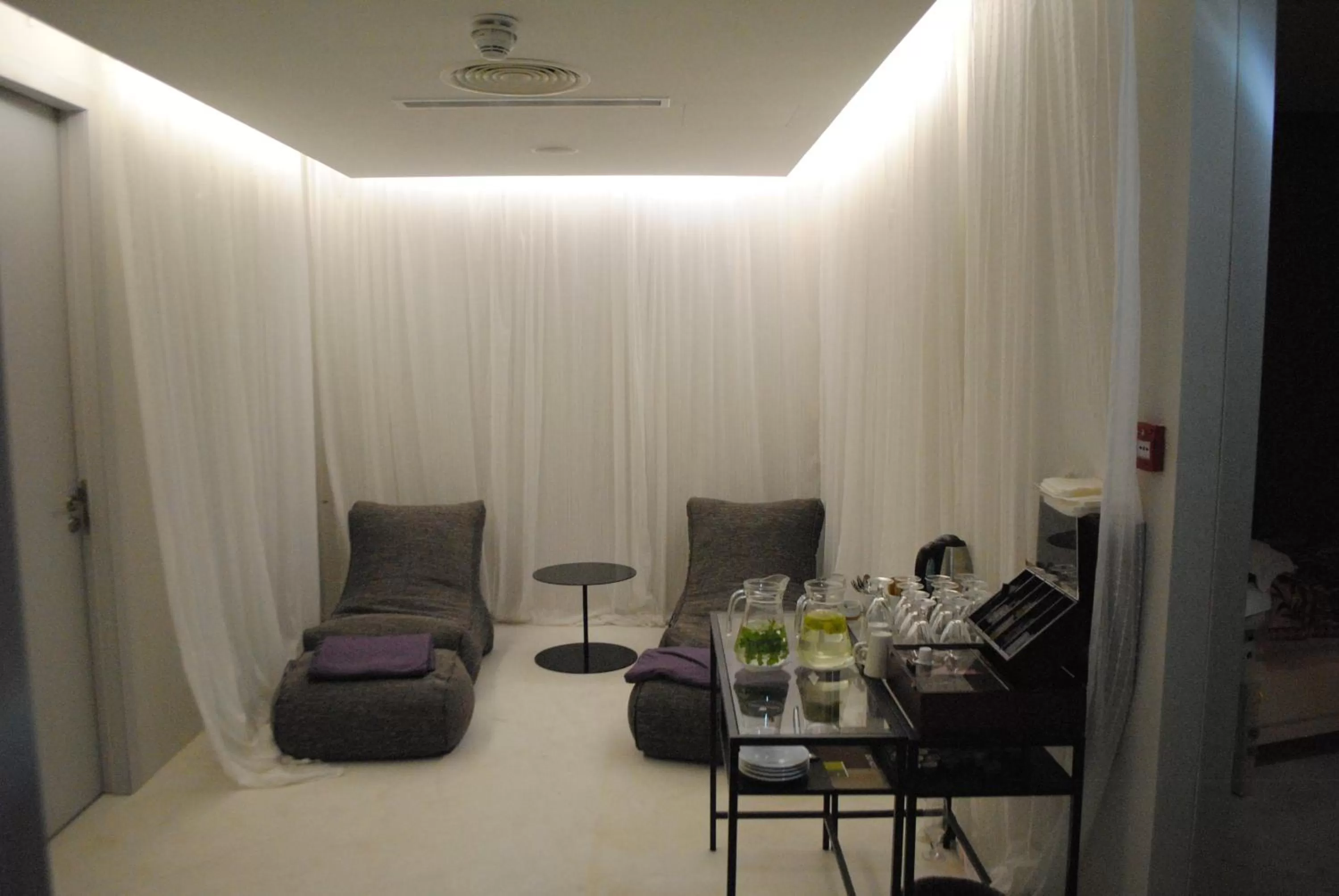 Spa and wellness centre/facilities in Napa Mermaid Hotel & Suites