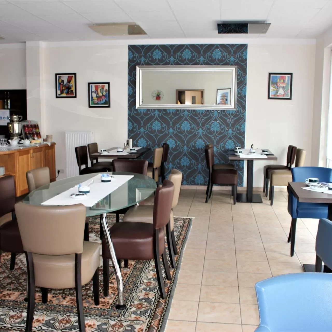 Restaurant/places to eat in Hotel Schlömer