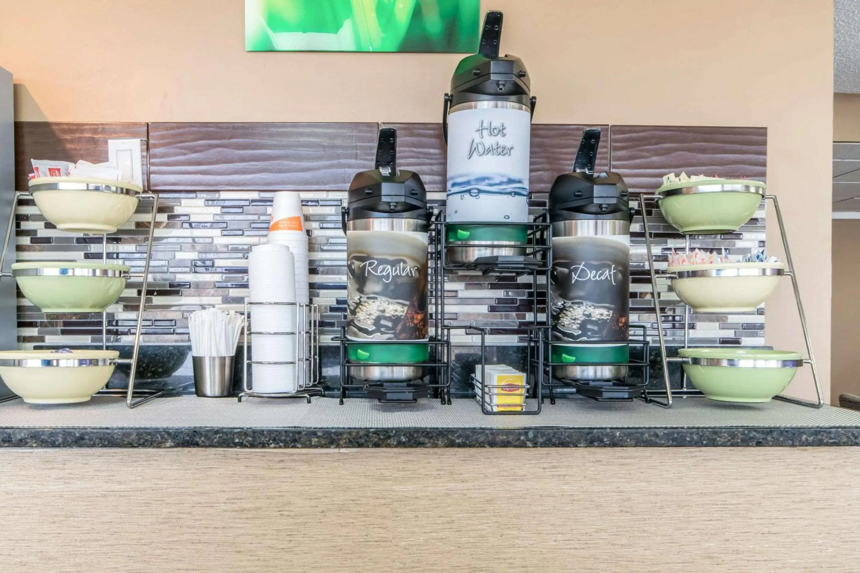 Restaurant/places to eat in Quality Inn & Suites Horse Cave - Cave City