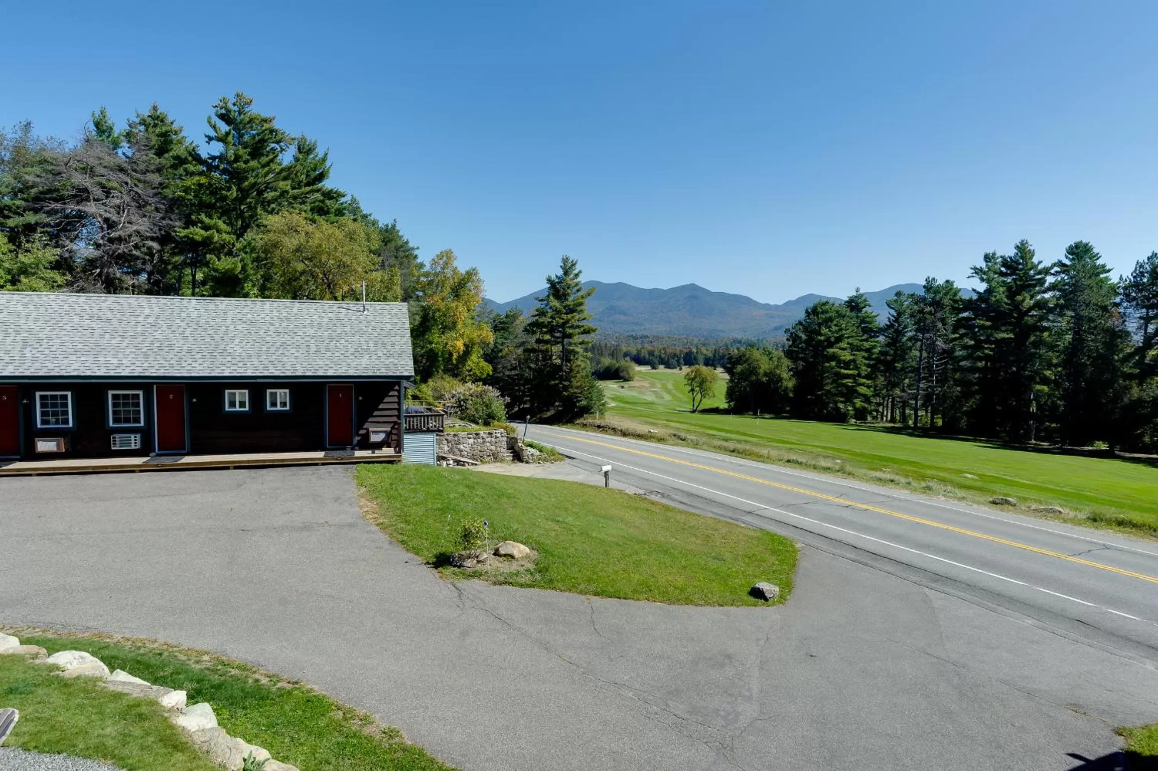 Property building in Cobble Mountain Lodge