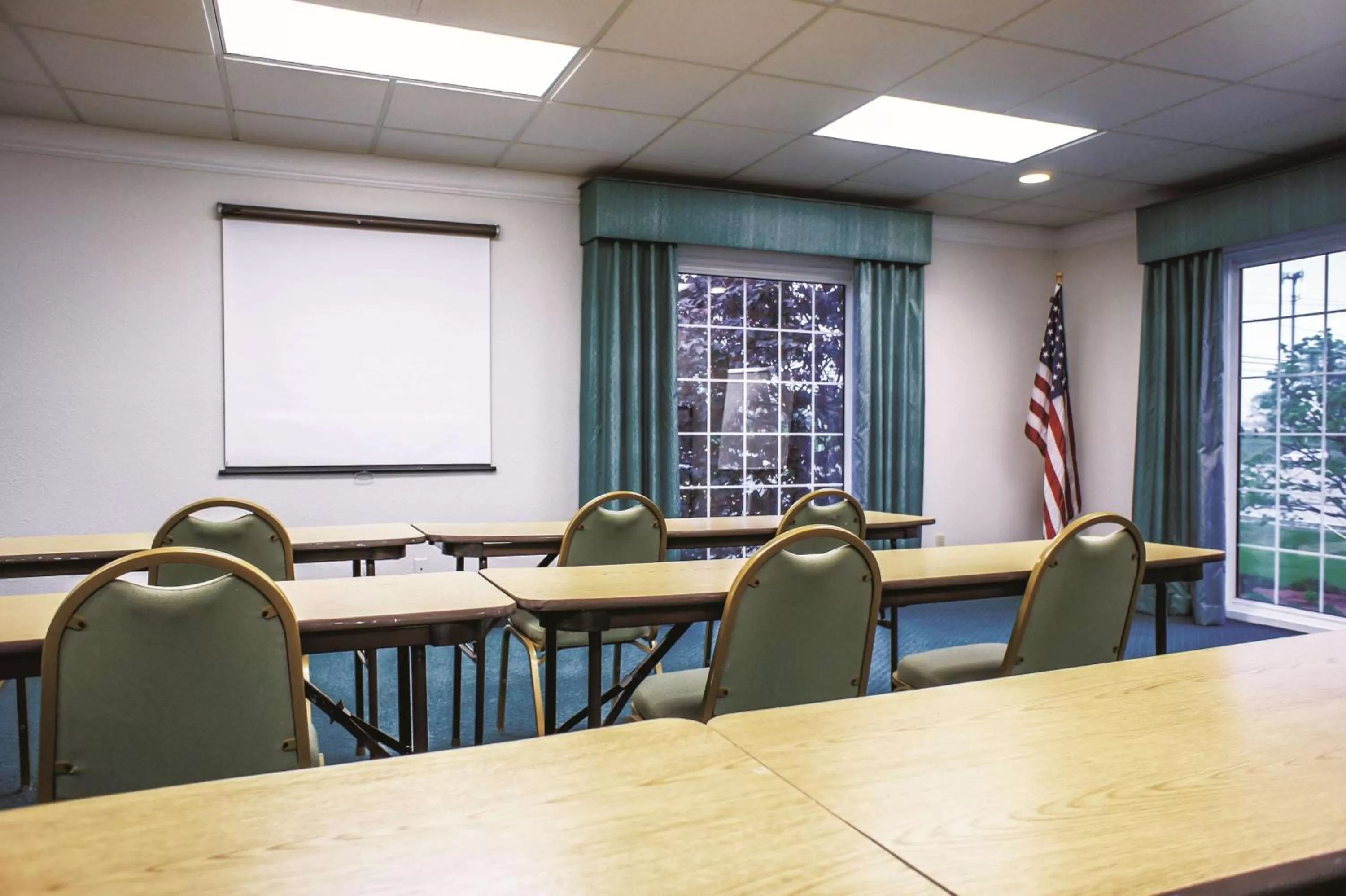 On site in La Quinta Inn by Wyndham Moline Airport