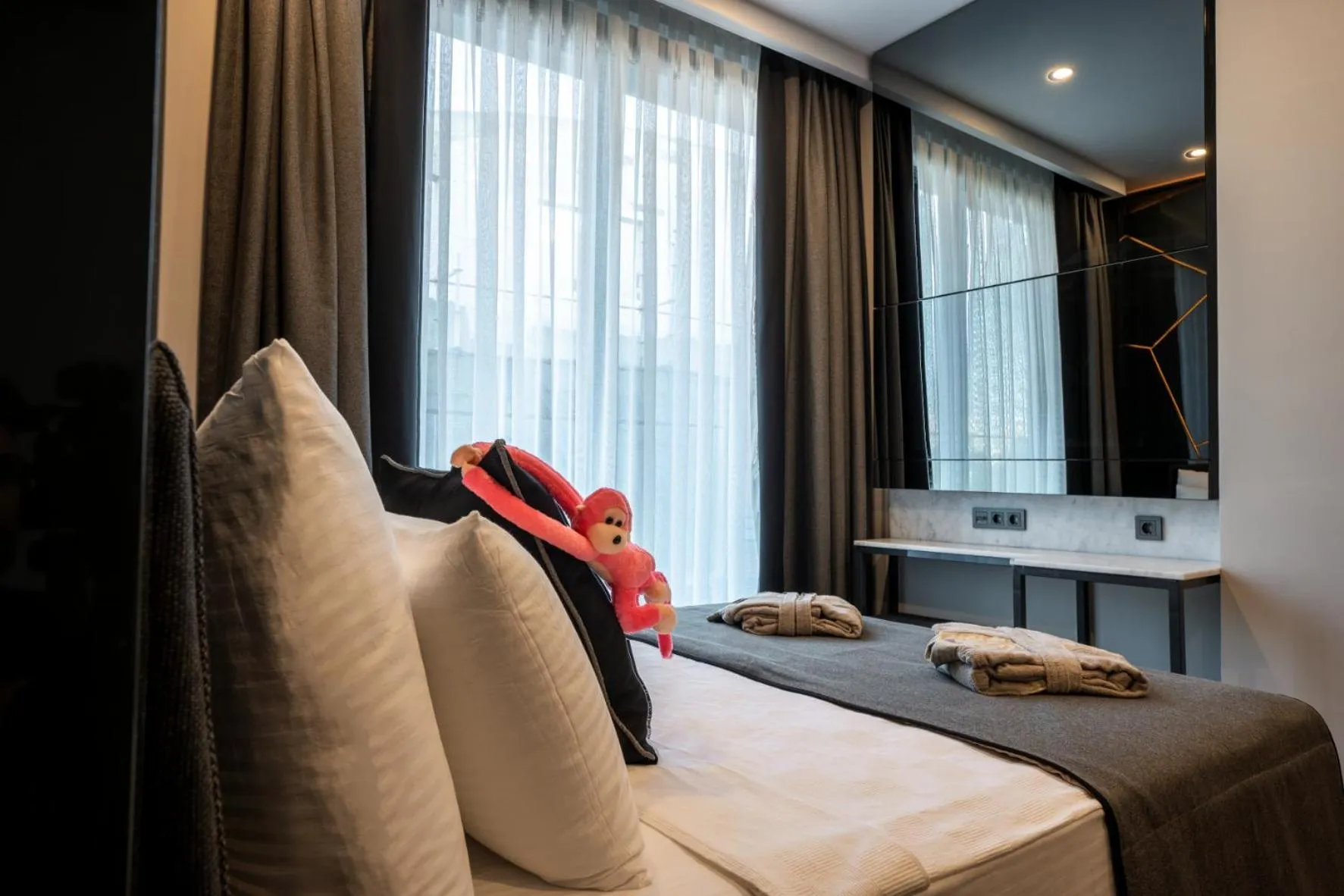 Bed in Lucky Monkey Hotel