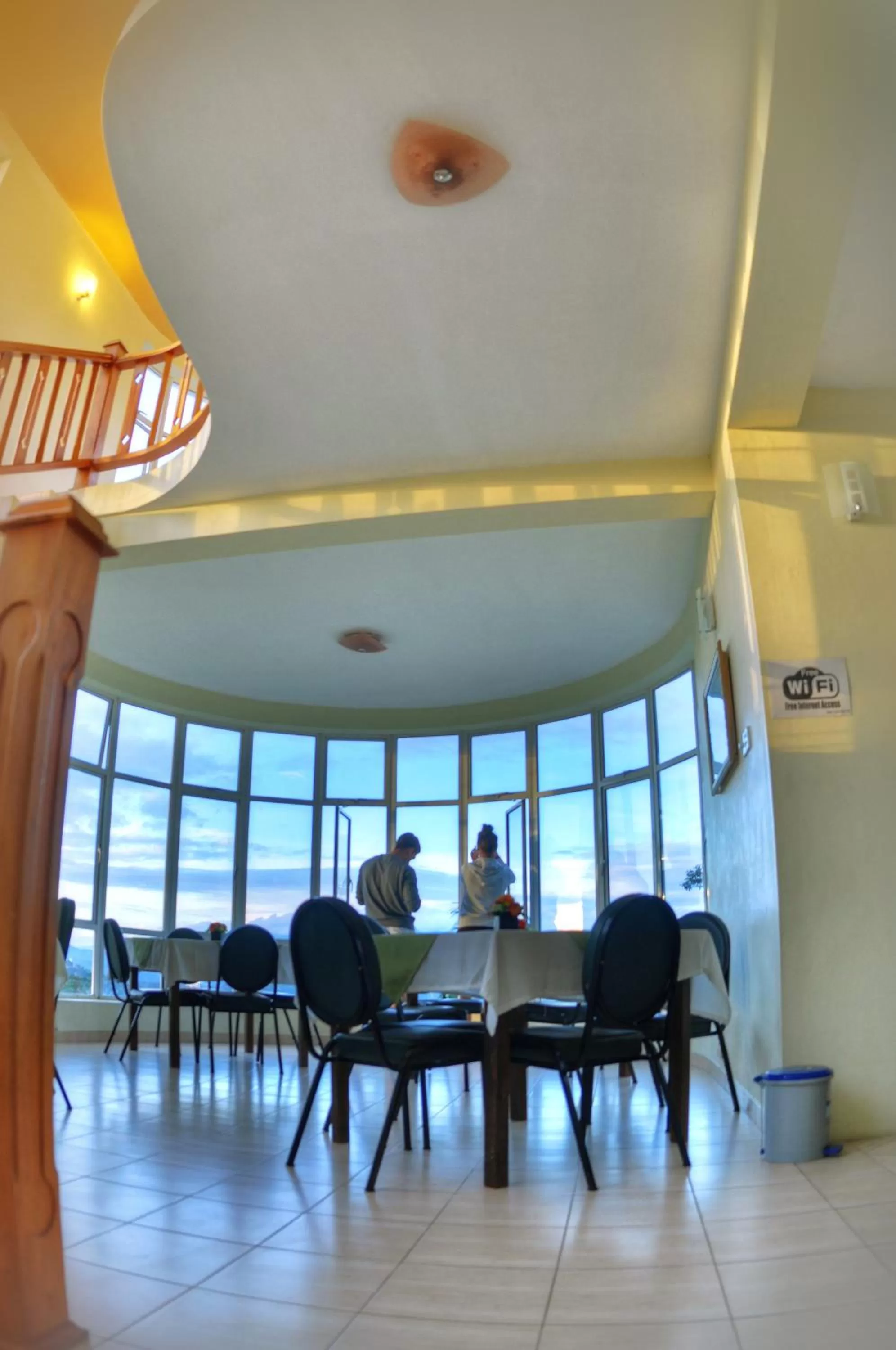 Restaurant/places to eat in Kandyan View Holiday Bungalow free pickup from kandy