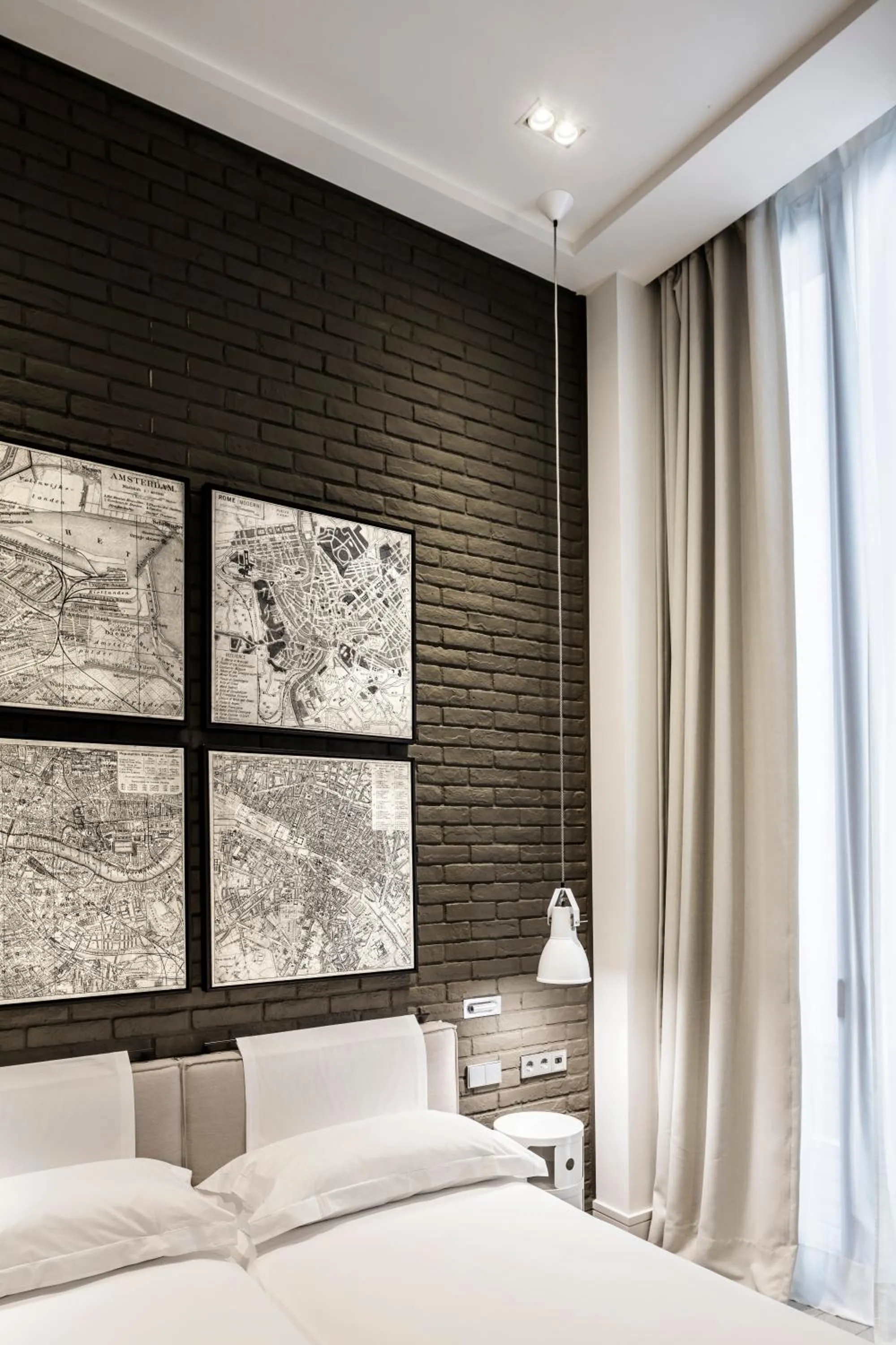 Bedroom, Bed in Midtown Apartments