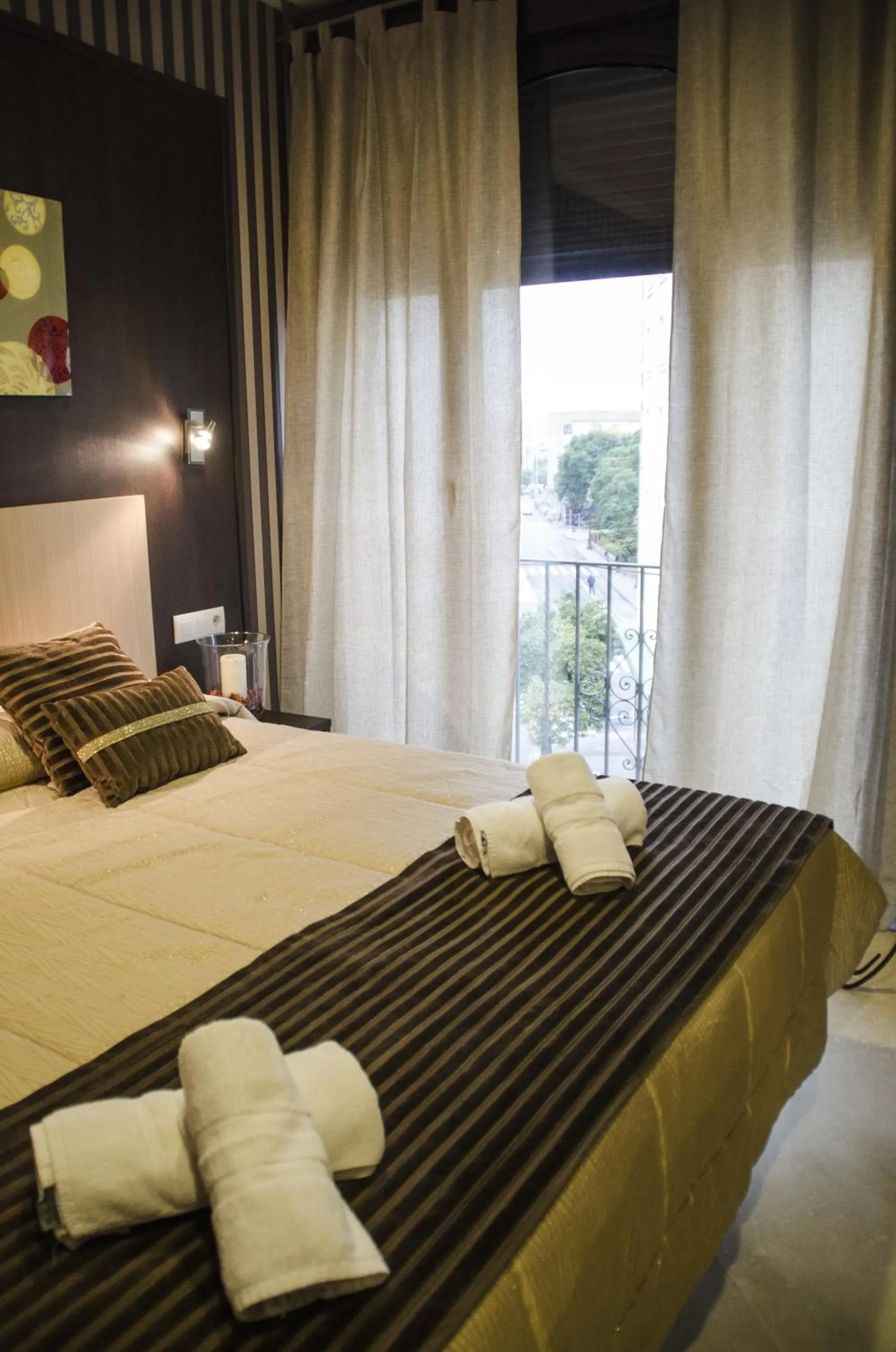 Day, Bed in Hotel Duquesa