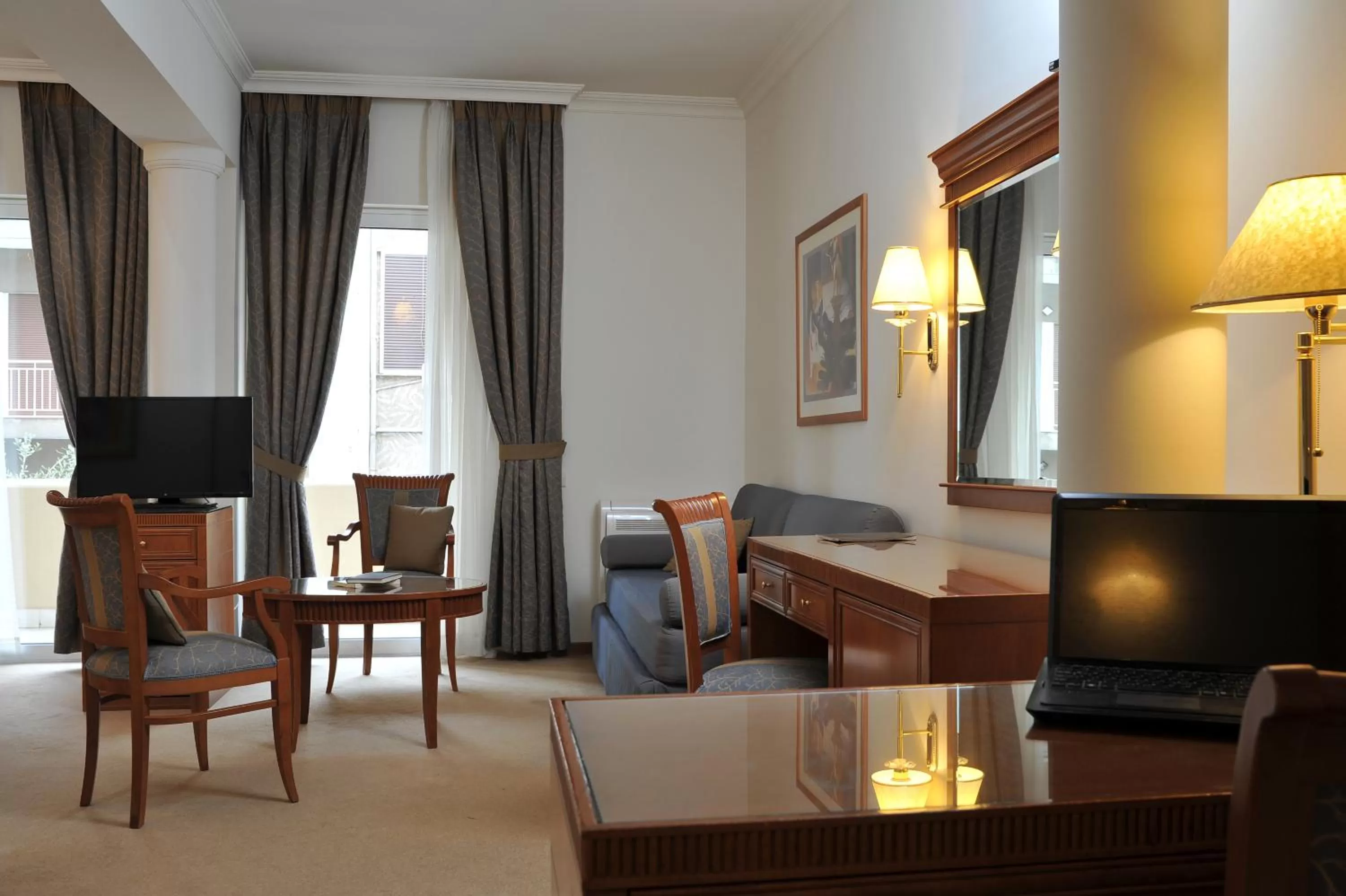 Seating area in Athens Atrium Hotel & Jacuzzi Suites
