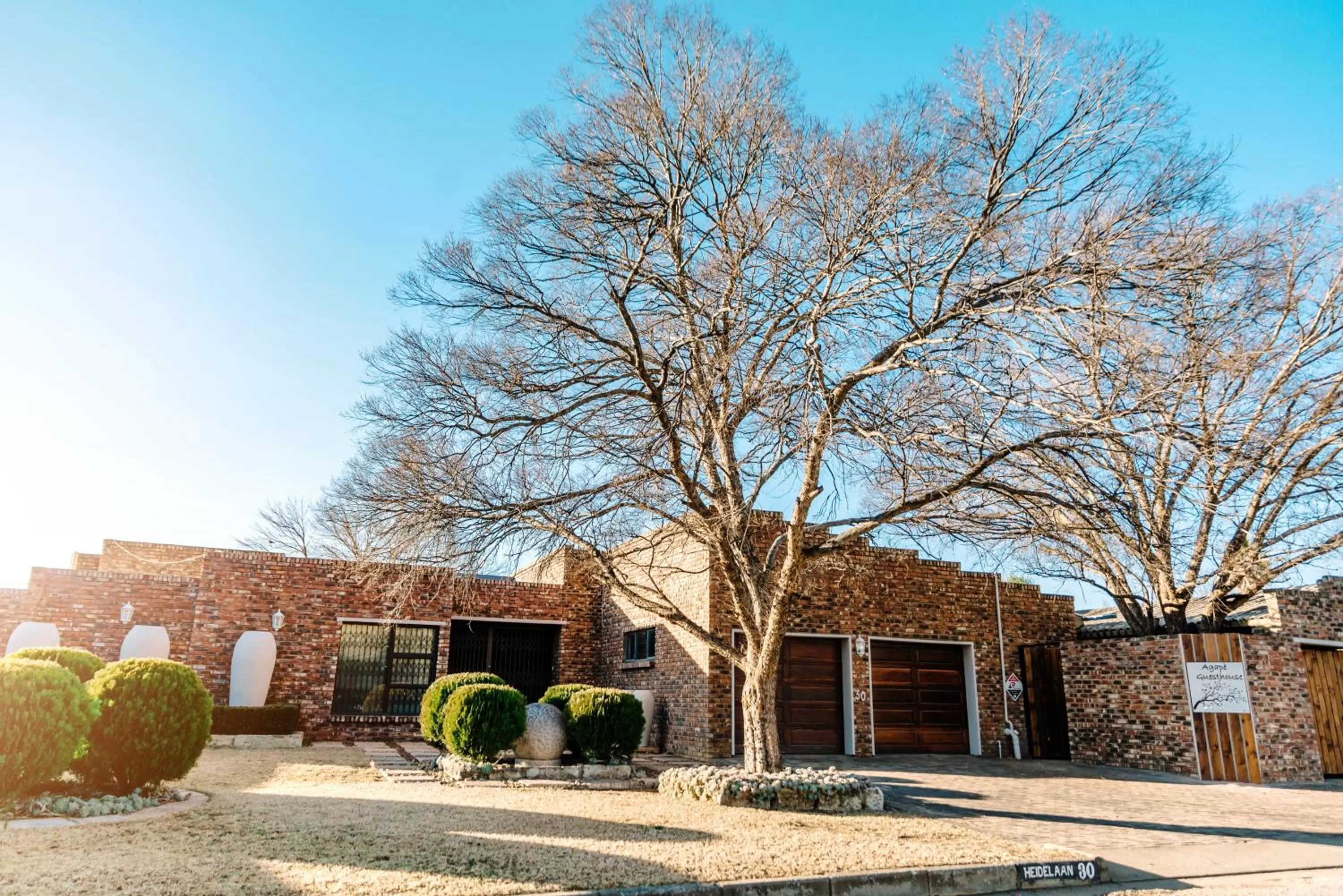 Property building in Agapé Boutique Guesthouse Bothaville