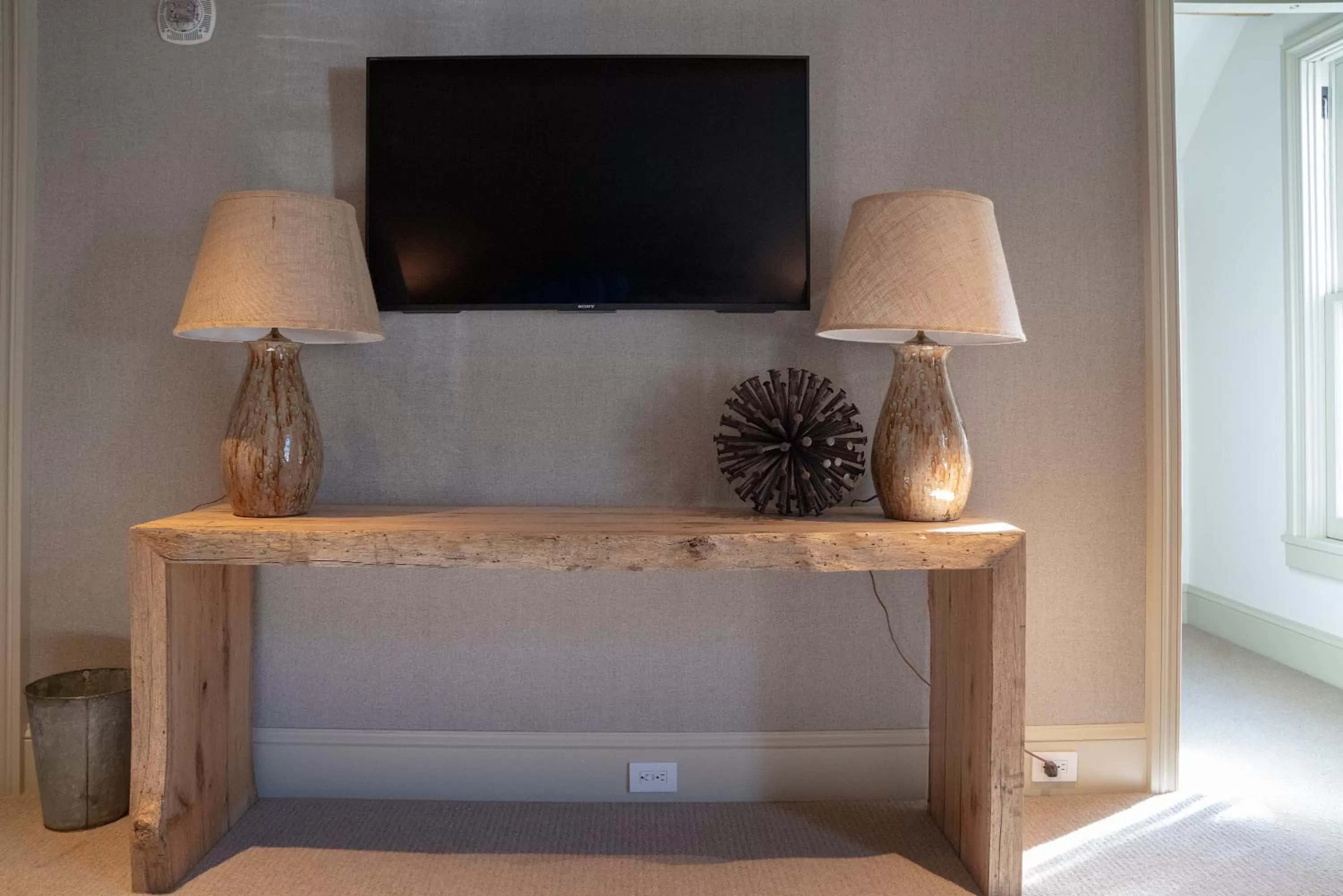 TV and multimedia in Public House Lofts