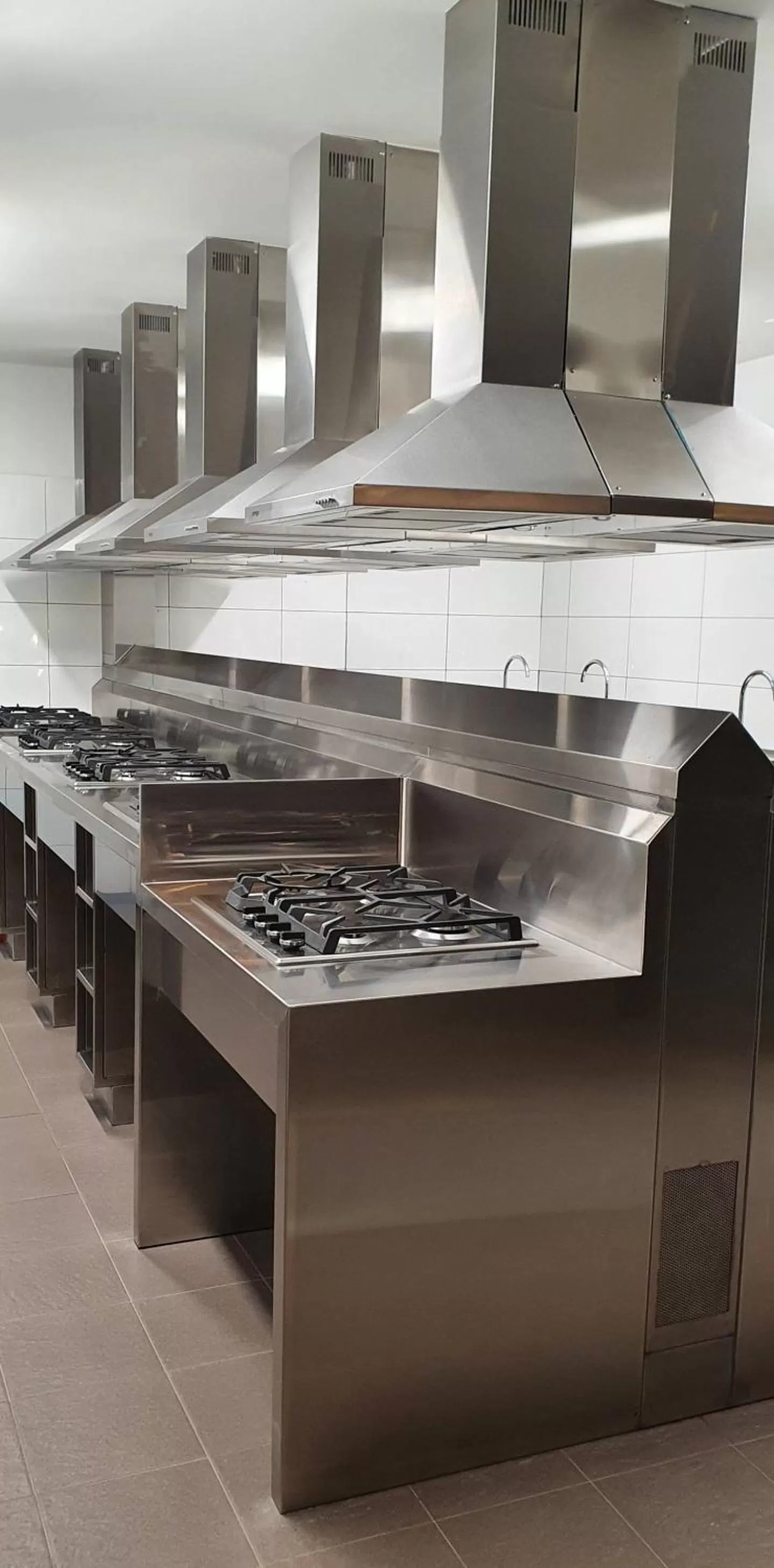 Communal kitchen in Essence Hotel Carlton