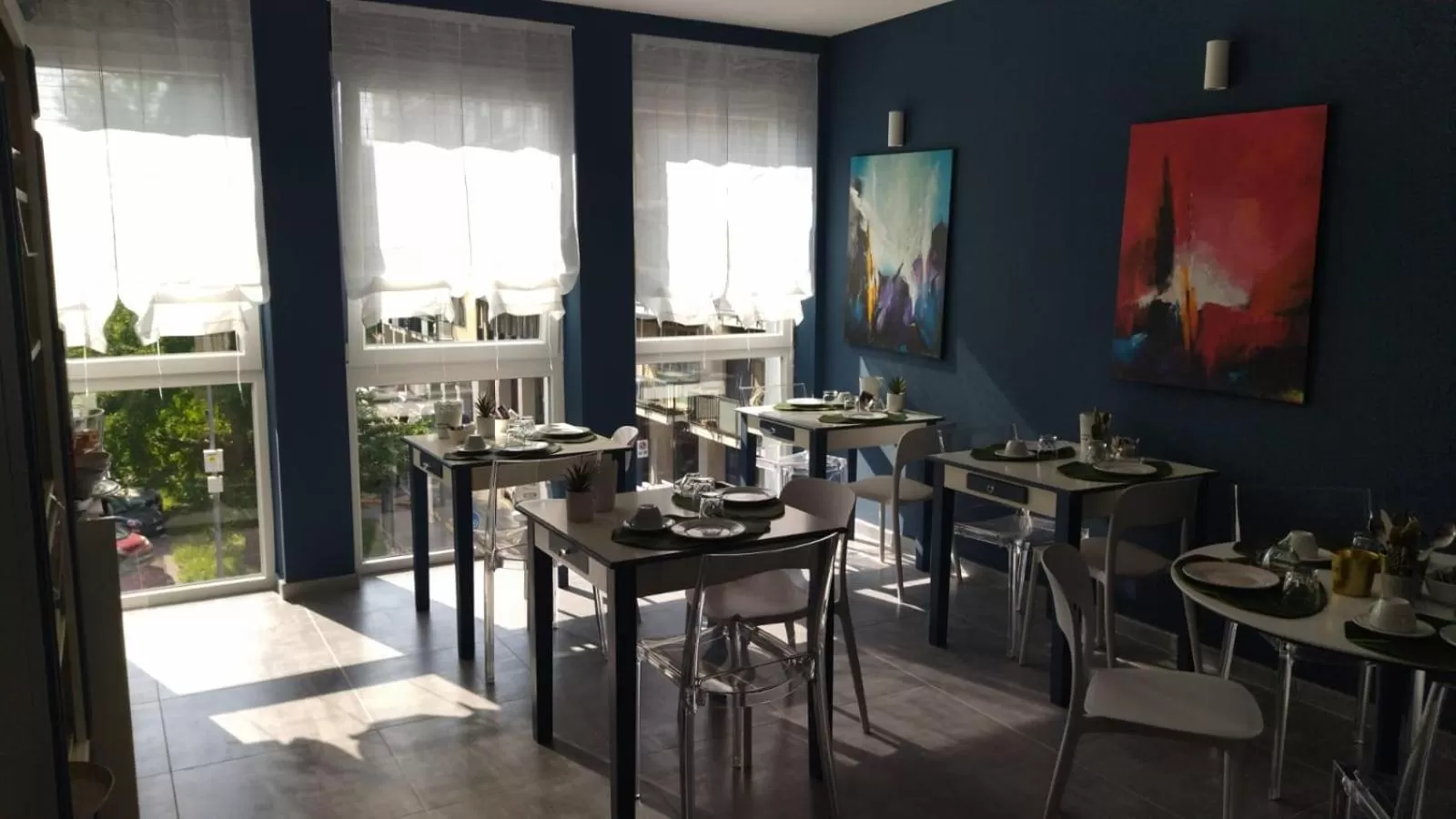 Restaurant/places to eat in Boutique Hotel Ferrara