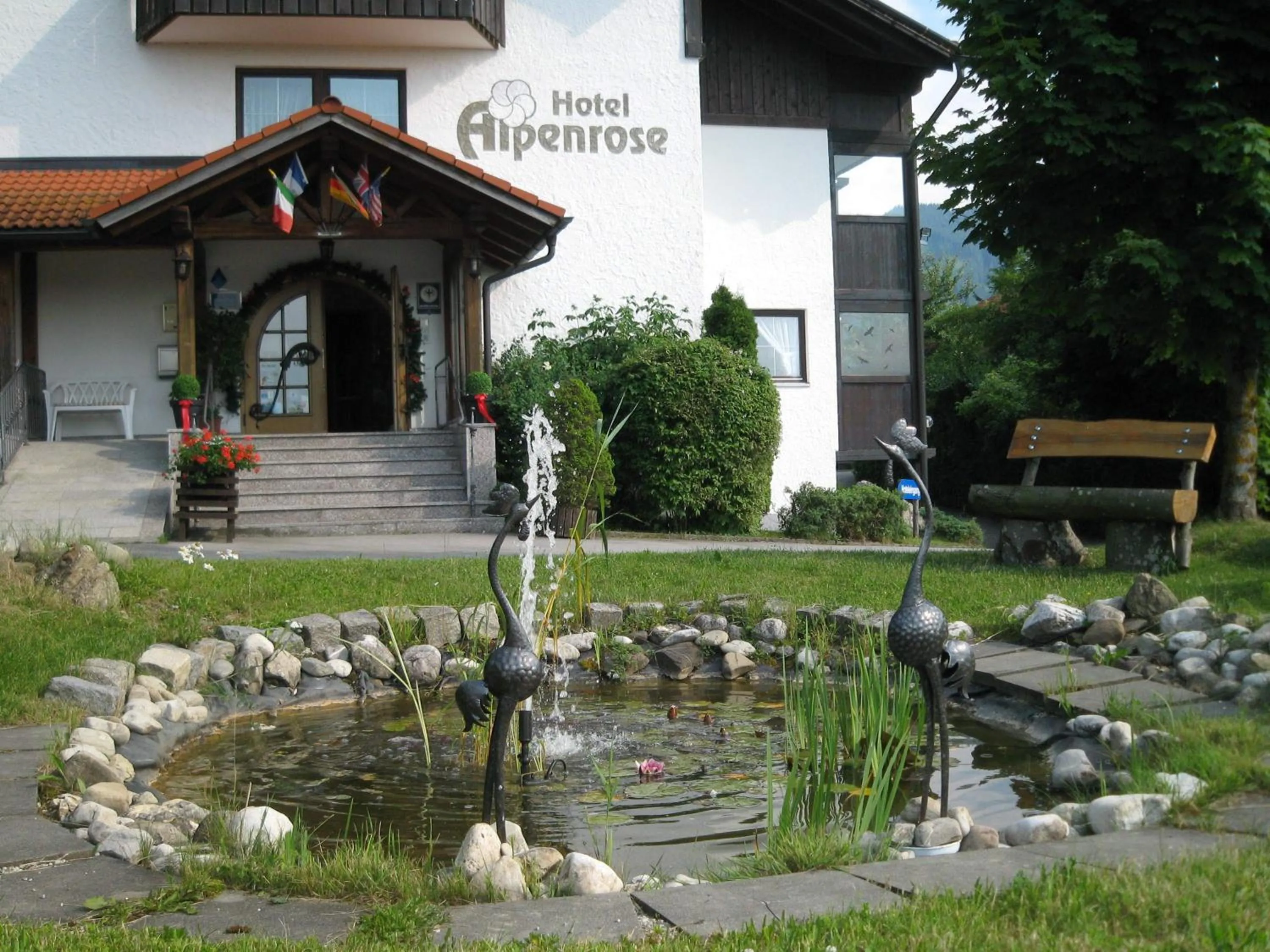 Facade/entrance in Akzenthaus Alpenrose Nesselwang