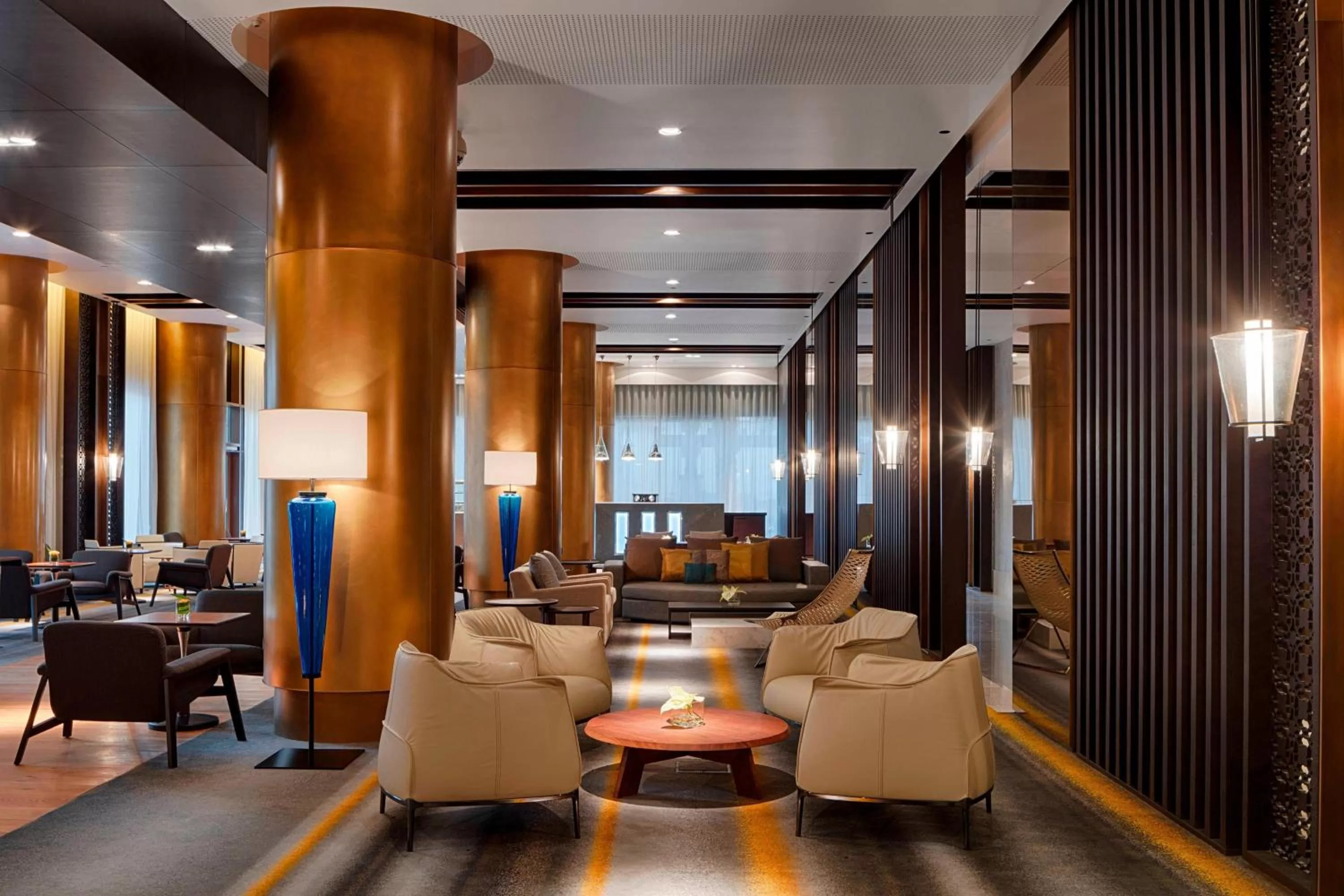 Lounge or bar in The Westin Doha Hotel & Spa