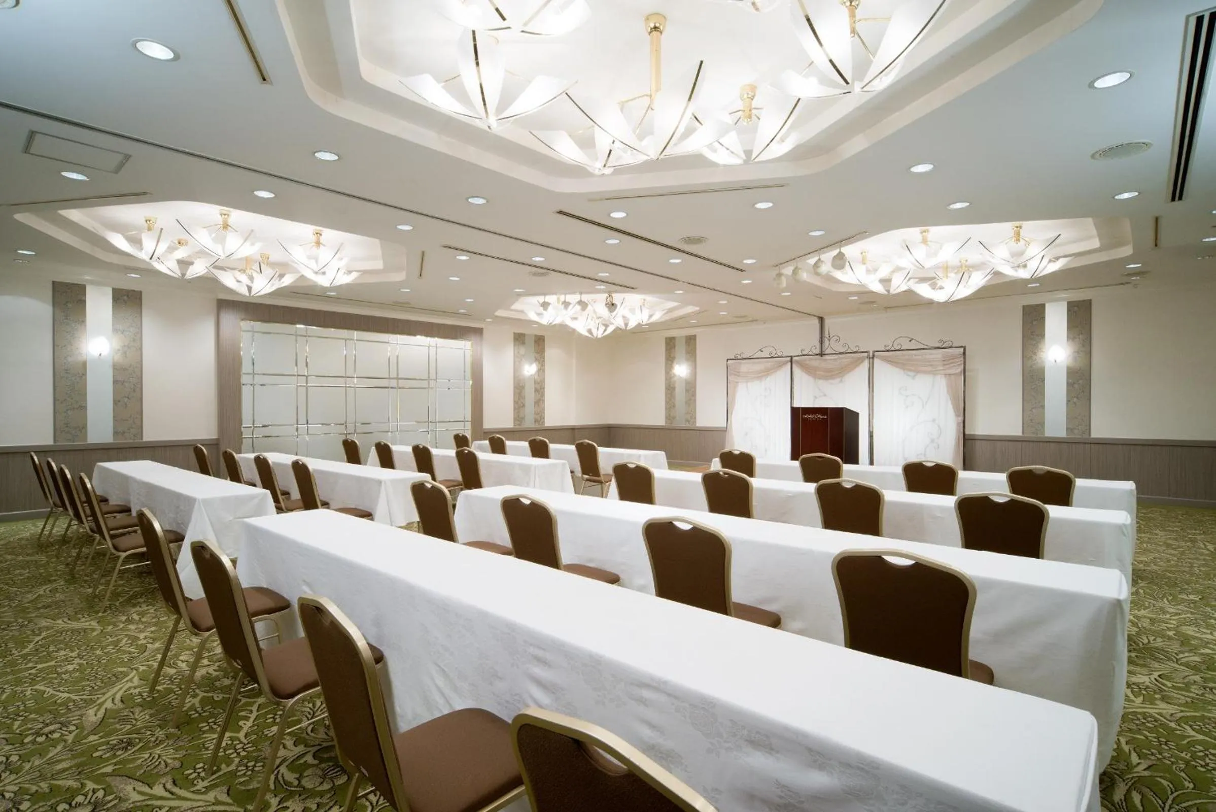 Banquet/Function facilities in Hotel Okura Tokyo Bay