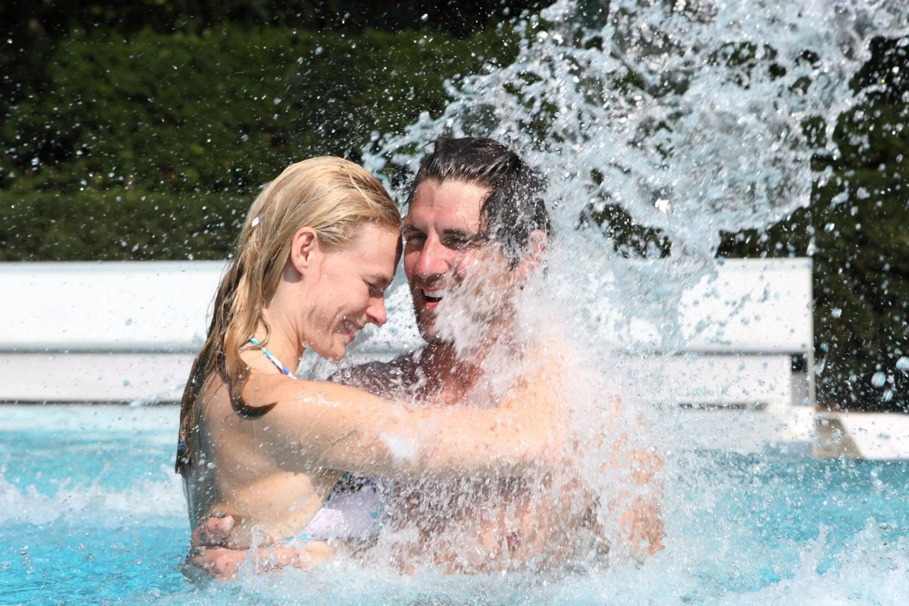 Swimming pool in Appartement-Haus Blumenhof