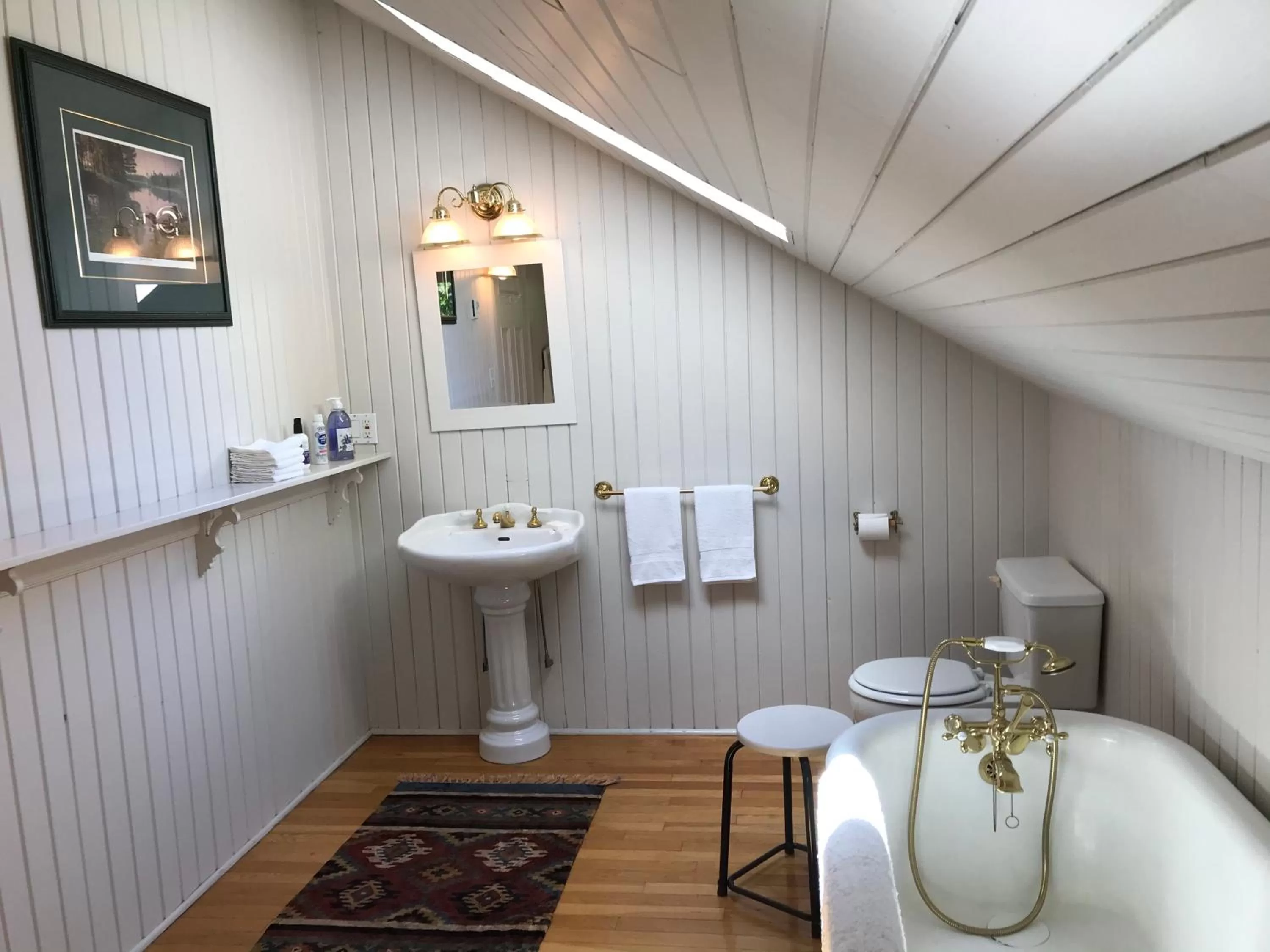 Bathroom in Stirling House