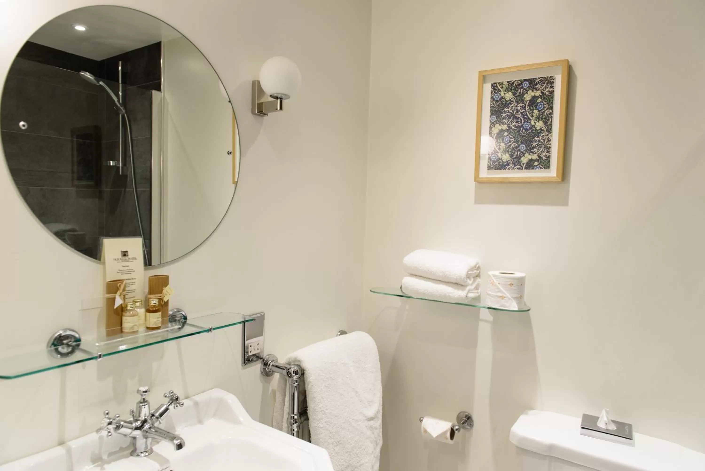 Bathroom in Old Hall Hotel