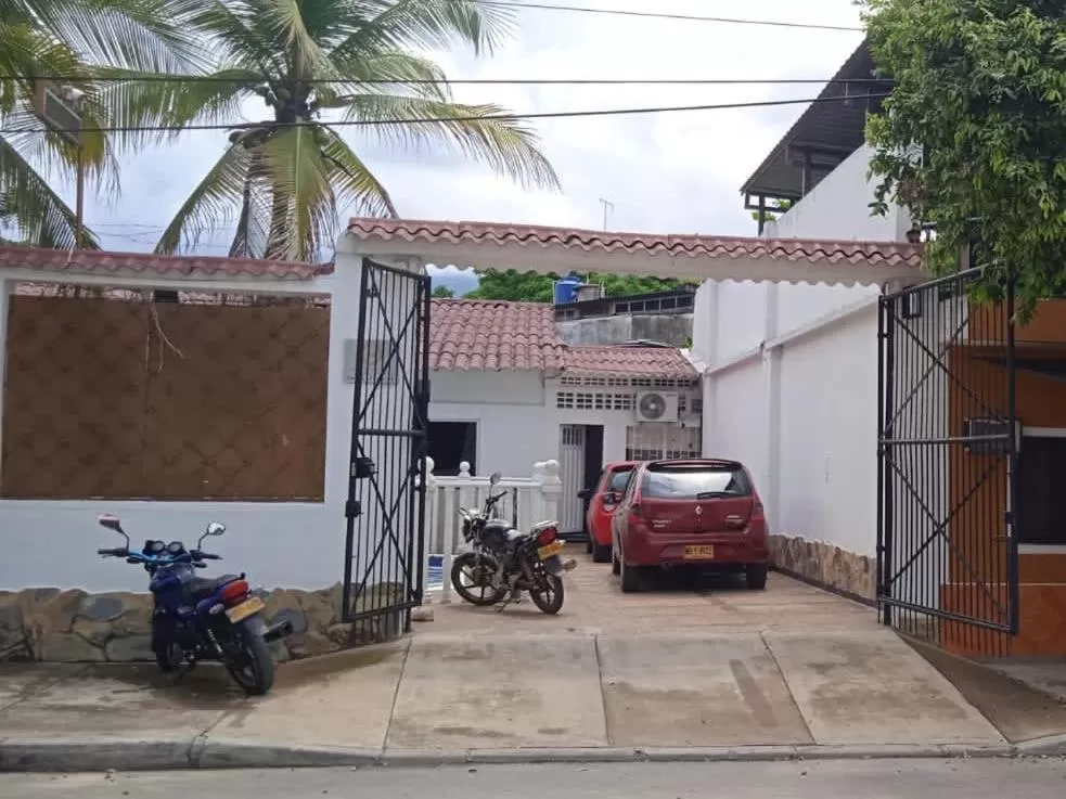 Facade/entrance in HOTEL MACEO MELGAR