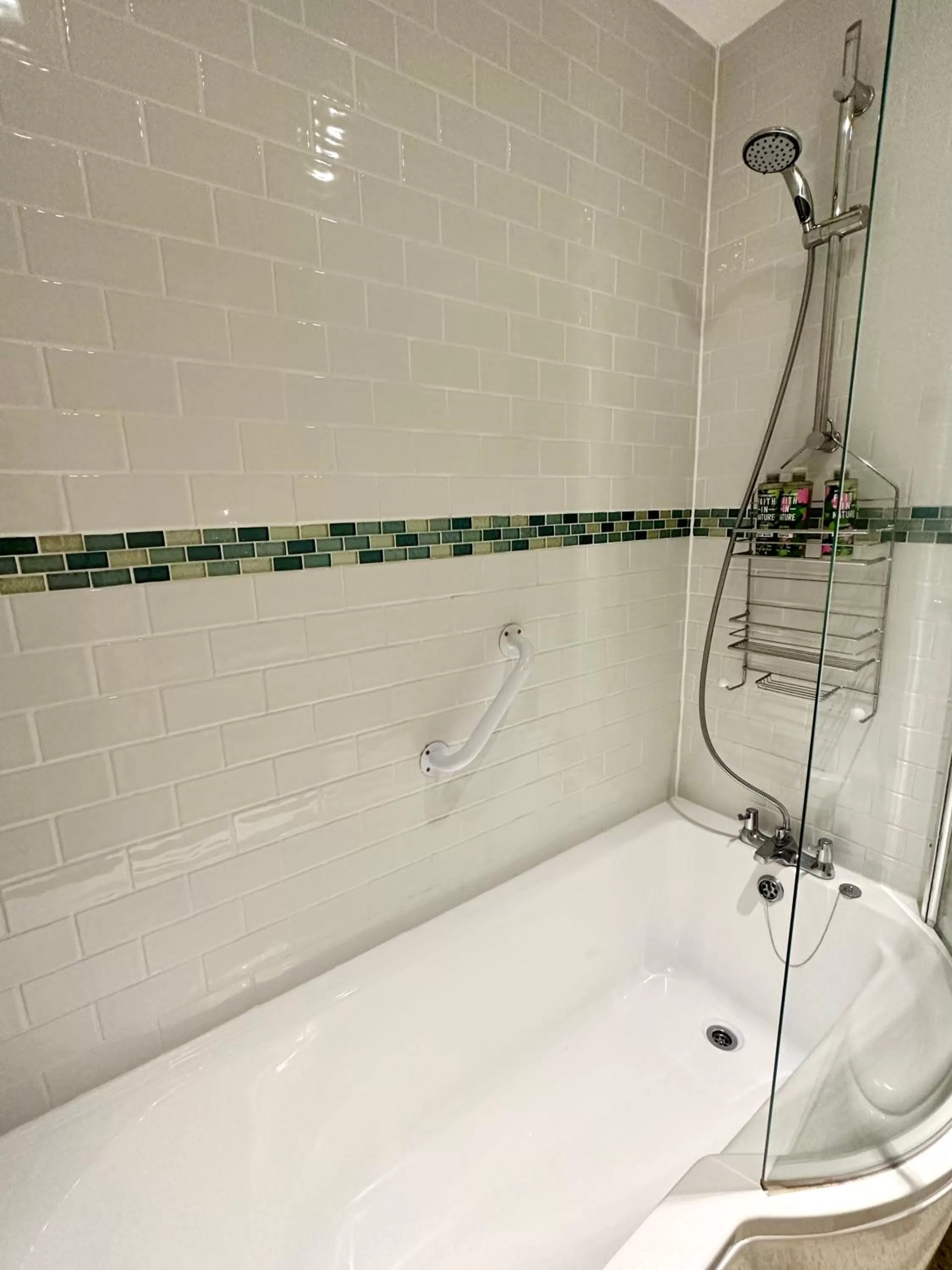 Shower in The Old Bakehouse