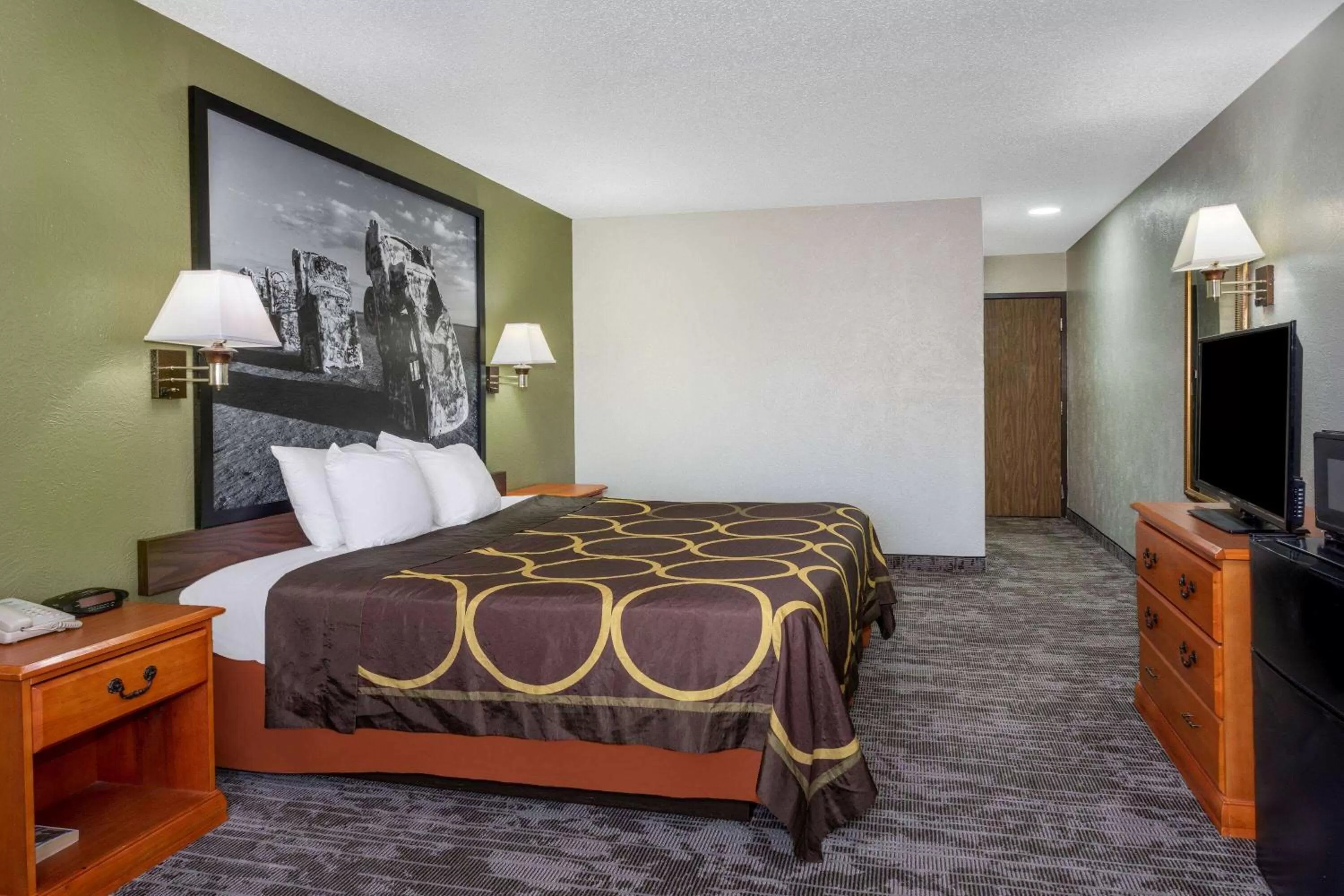 Photo of the whole room, Bed in Super 8 by Wyndham Amarillo Central TX