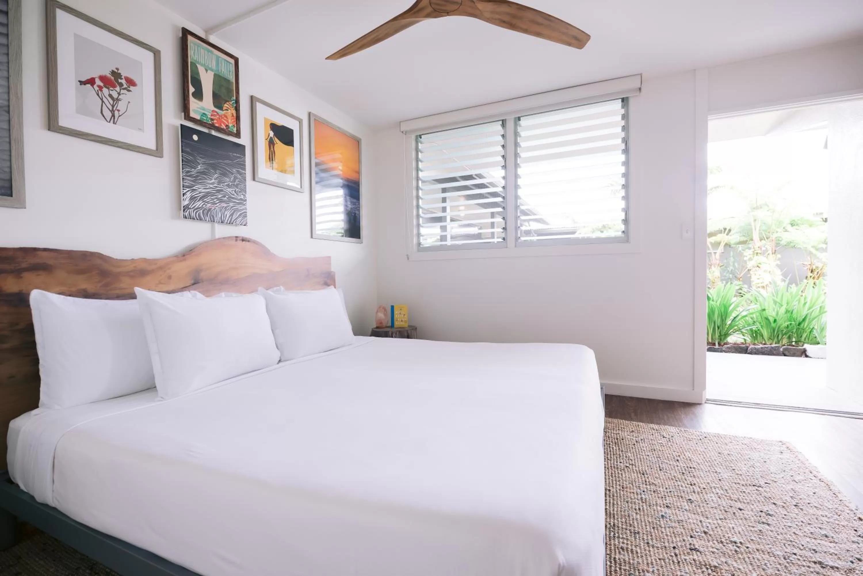 Bed in SCP Hilo Hotel