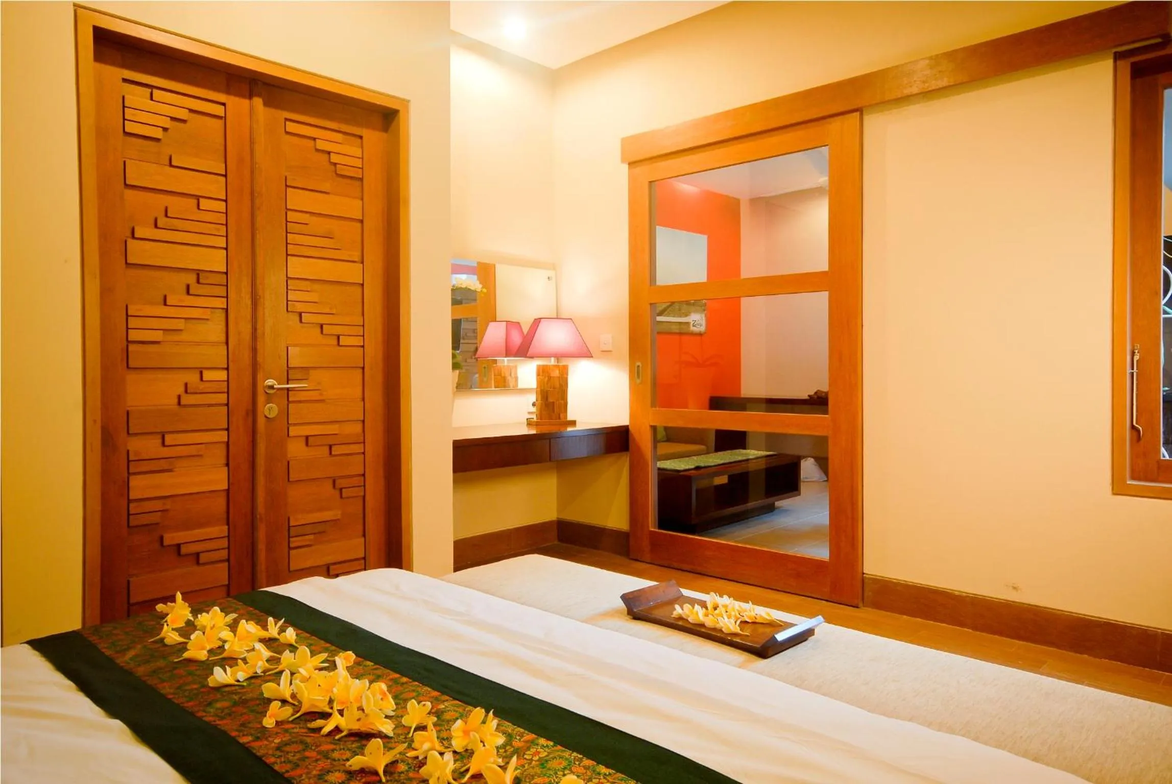 Photo of the whole room, Bed in The Green Zhurga Suite Seminyak