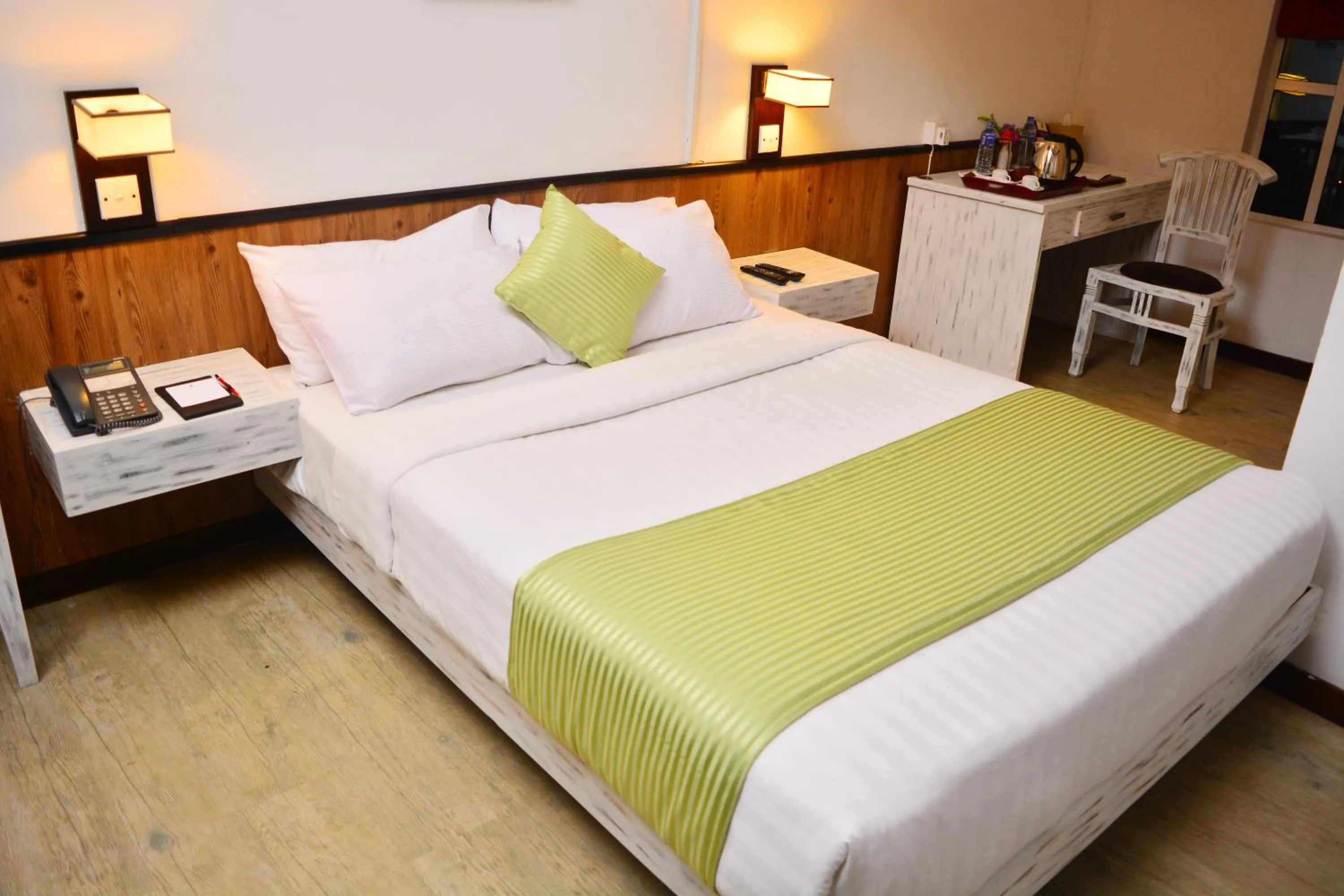 Bedroom, Bed in Unique Cottages