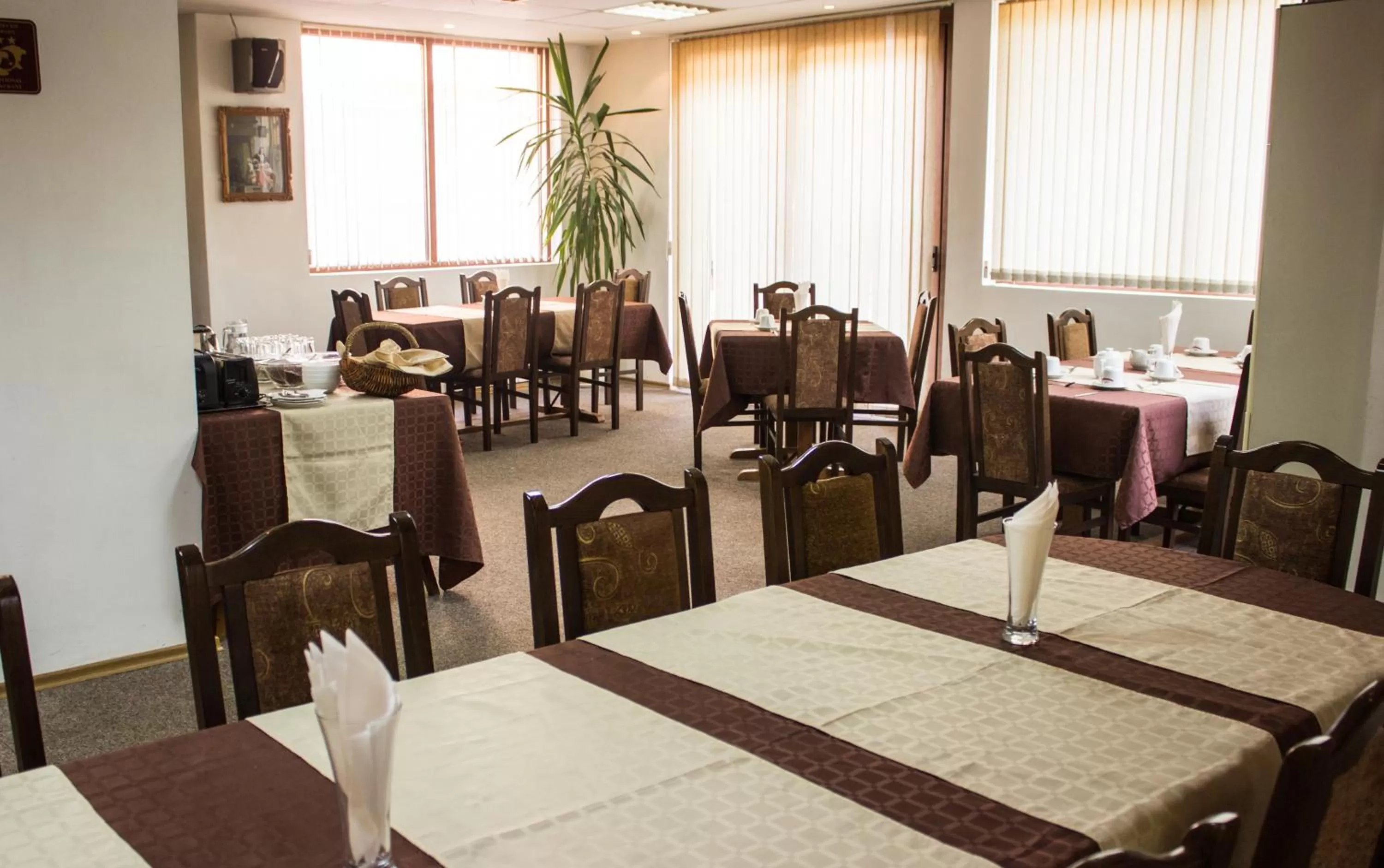 Restaurant/places to eat in Family Hotel Saint Iliya