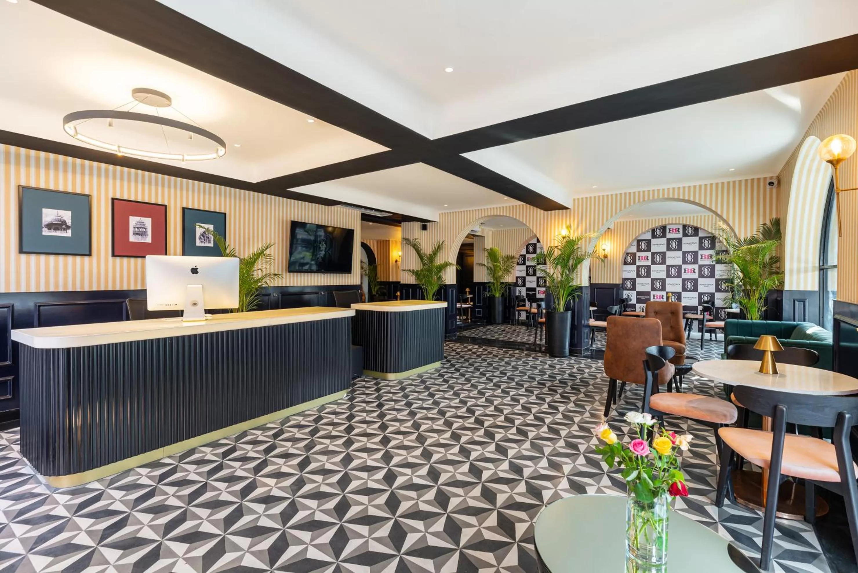 Lobby or reception in Downtown Prime A Premium Boutique Hotel Udaipur - My Downtown Hotels