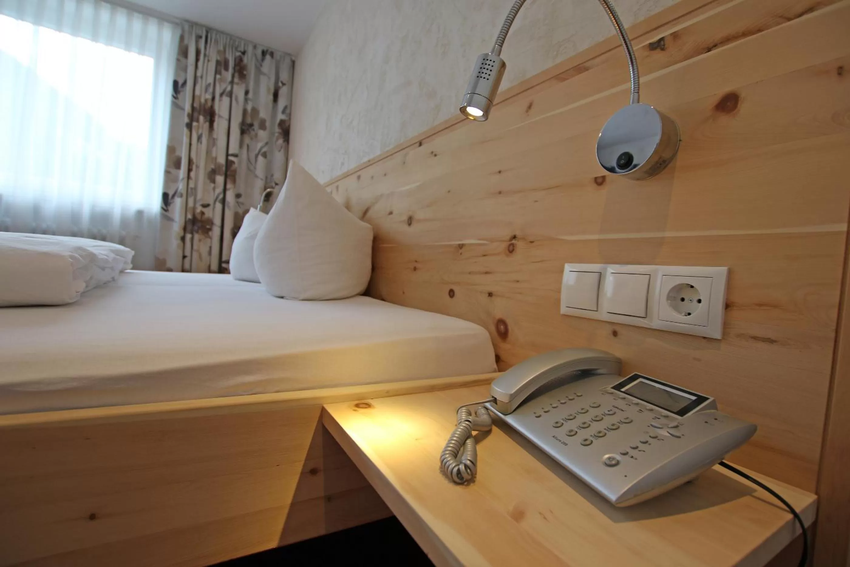 Day, Bed in Pension Fuchs