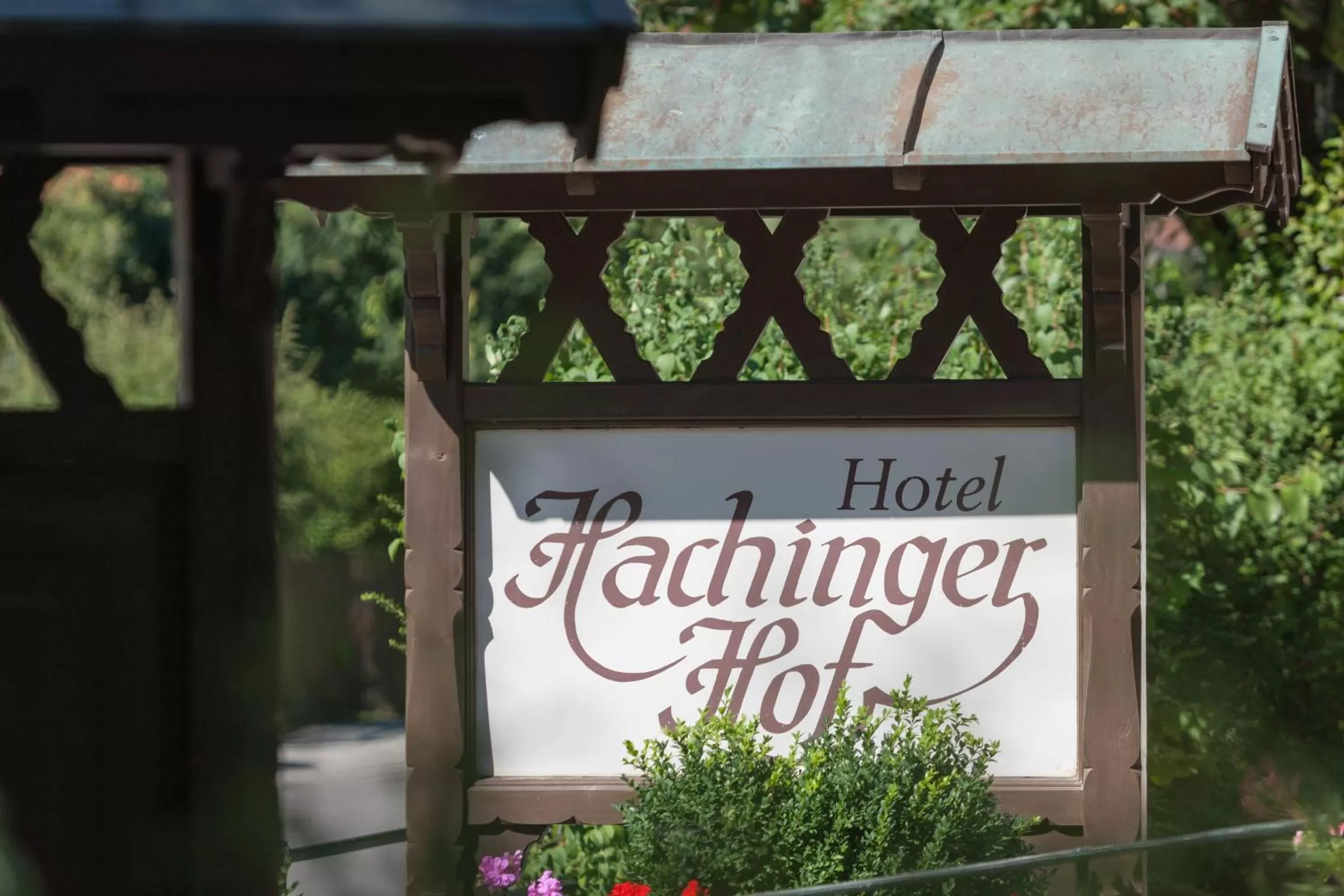 Property logo or sign in Hotel Hachinger Hof