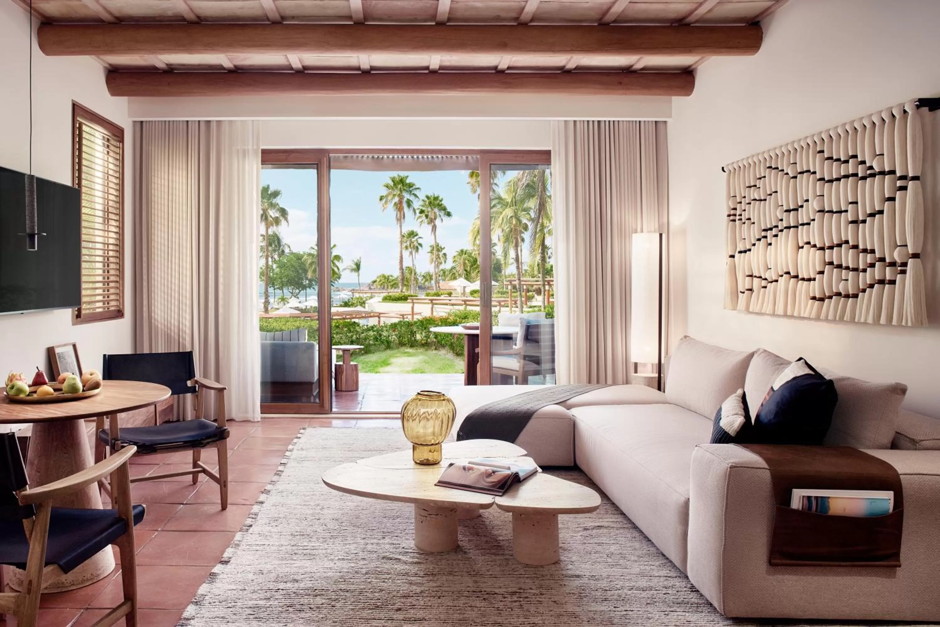 TV and multimedia in The St. Regis Punta Mita Resort