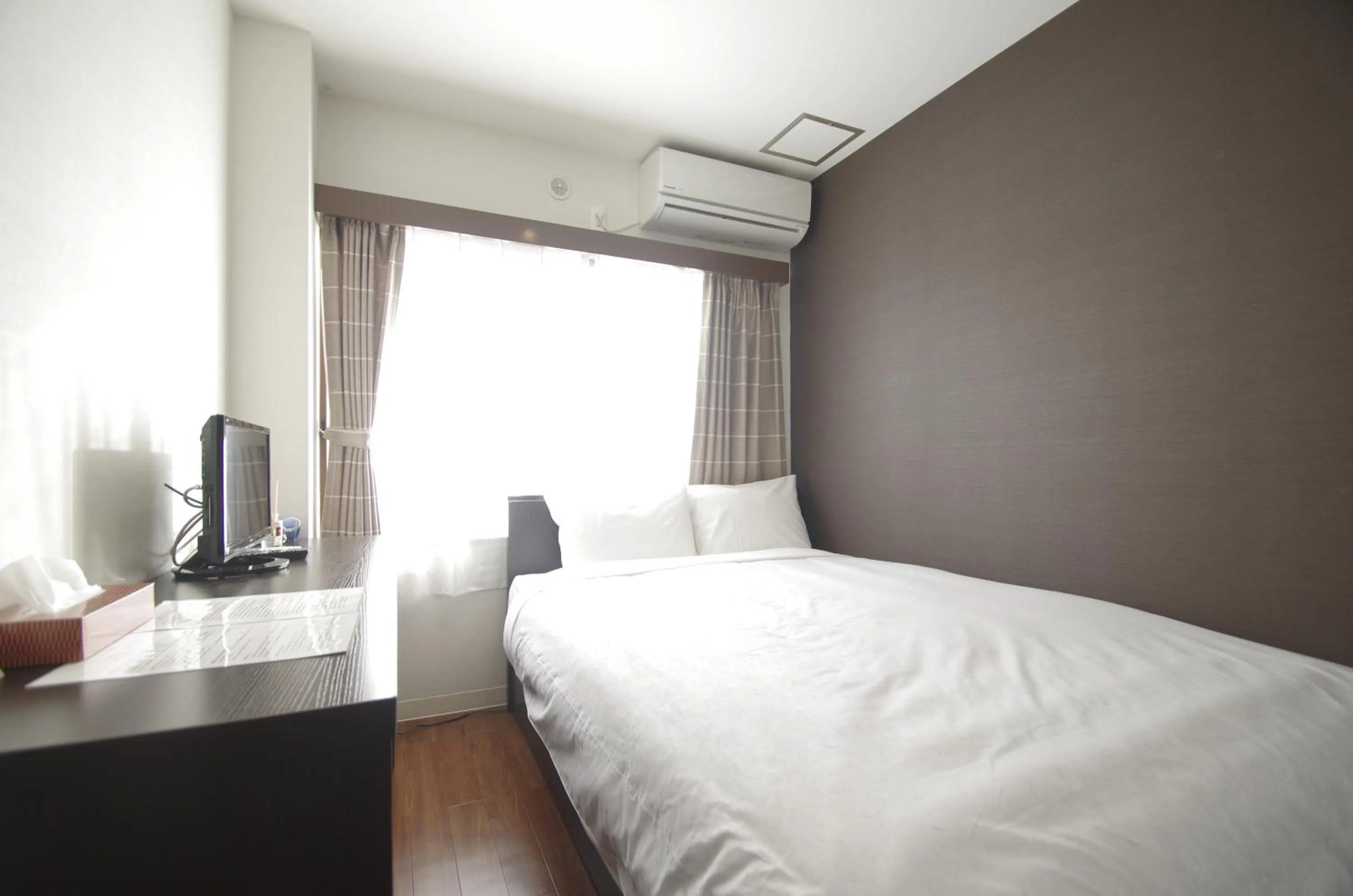 Photo of the whole room, Bed in Hotel Imalle Haneda