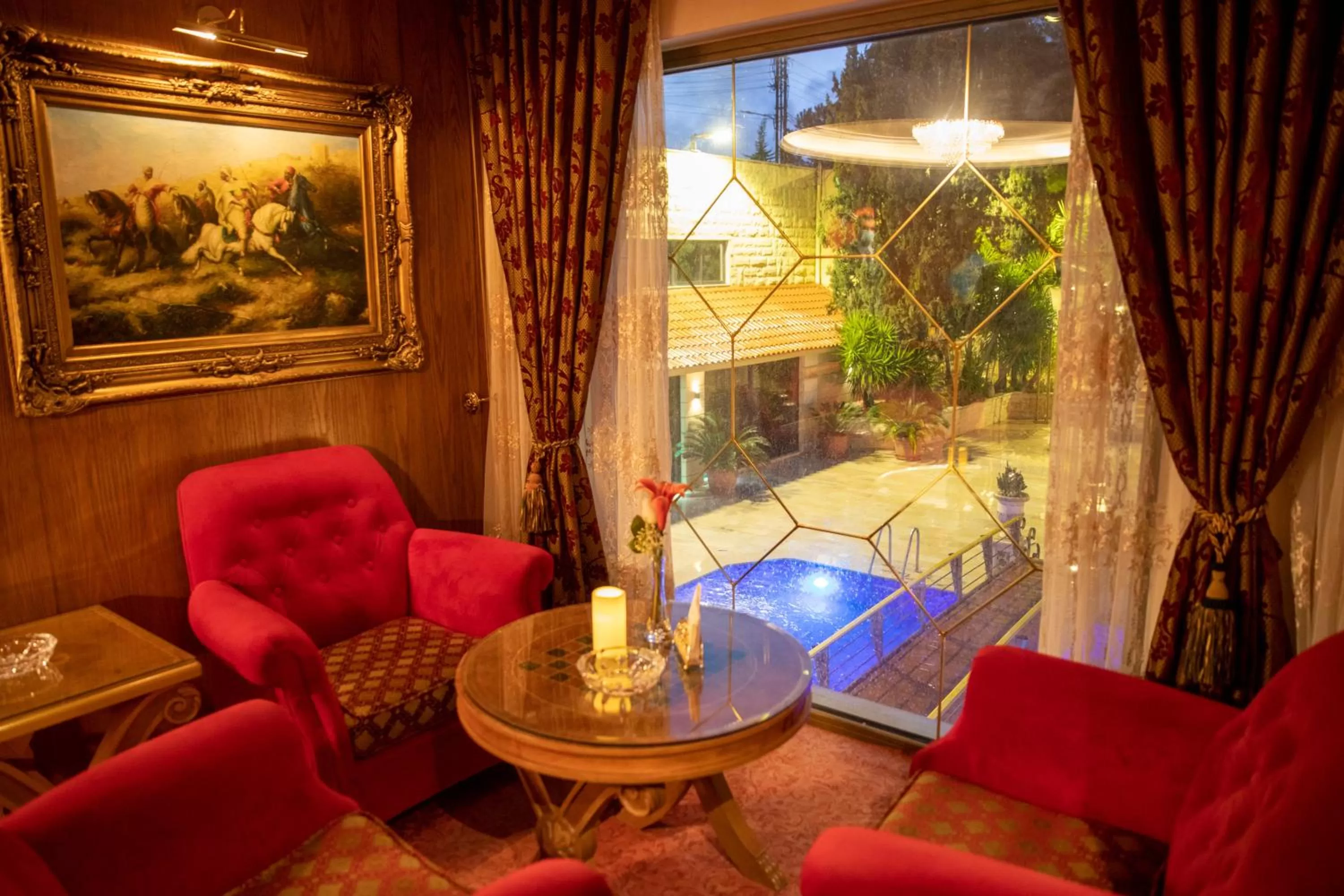 Lounge or bar in Amman International Hotel