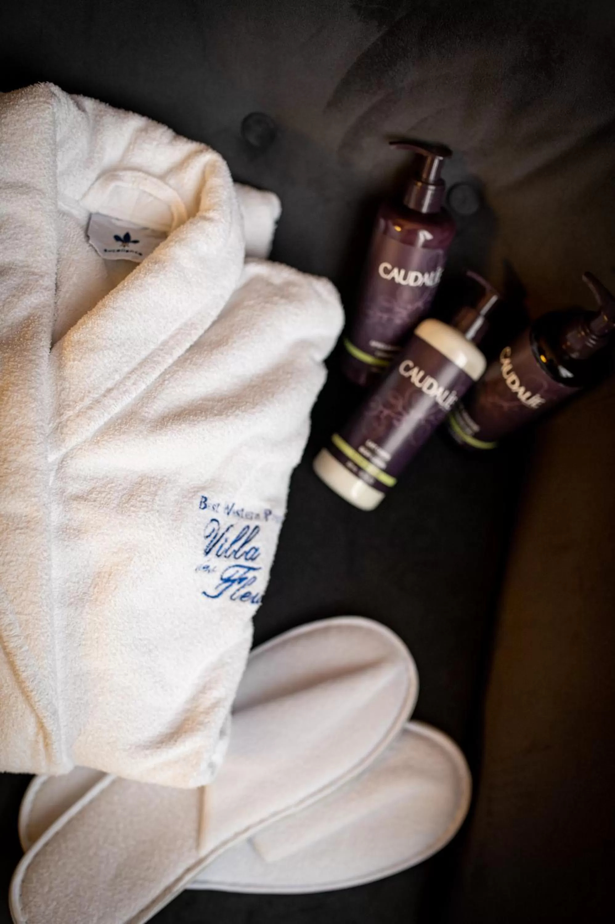 Bathroom in La Villa des Fleurs