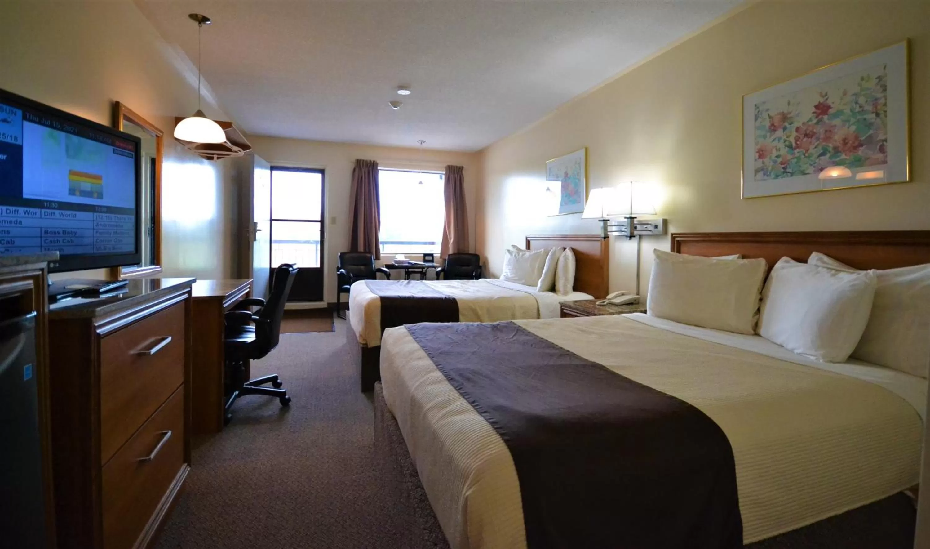 Bedroom, Bed in Newmarket Inn