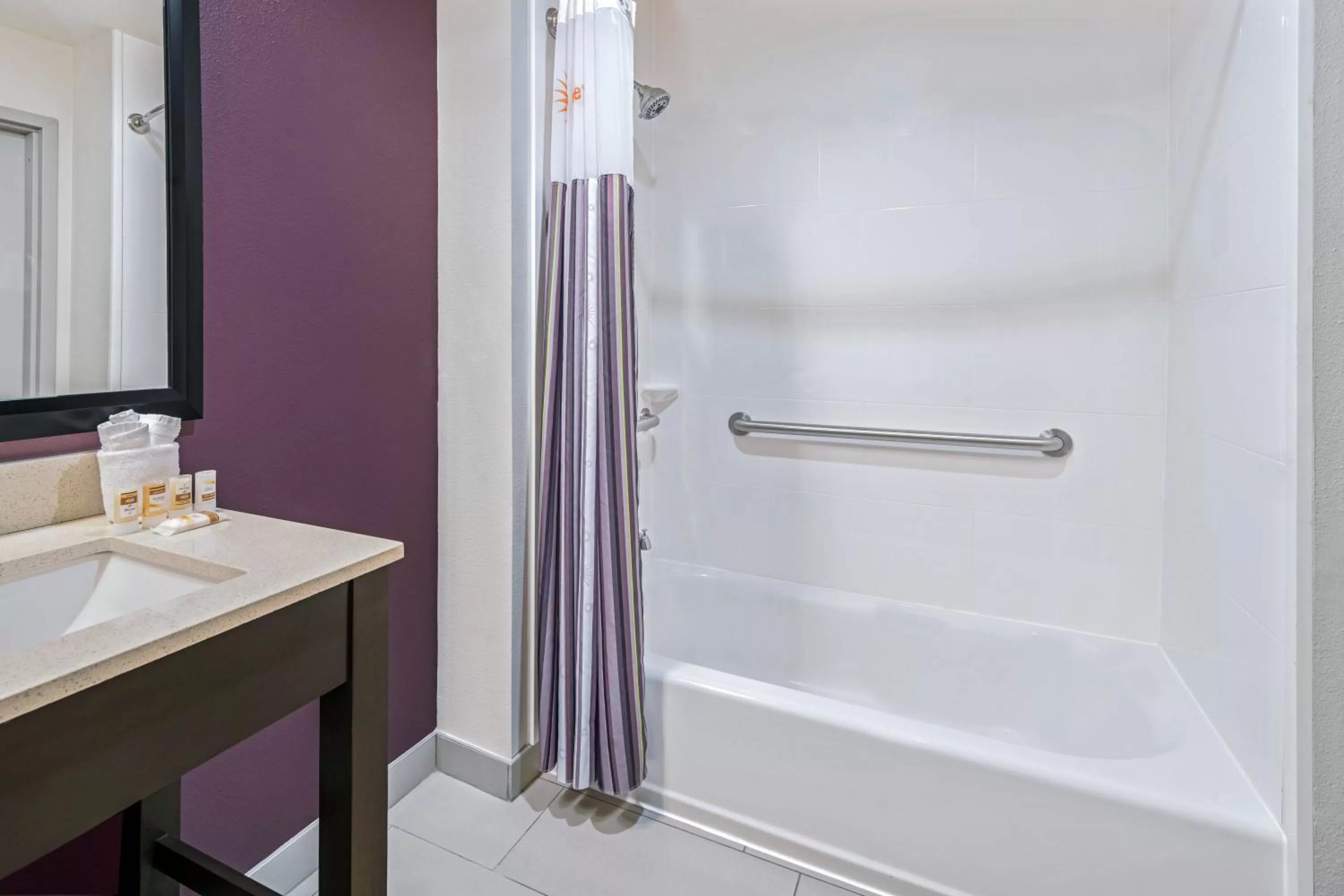 Shower in La Quinta by Wyndham McAllen La Plaza Mall