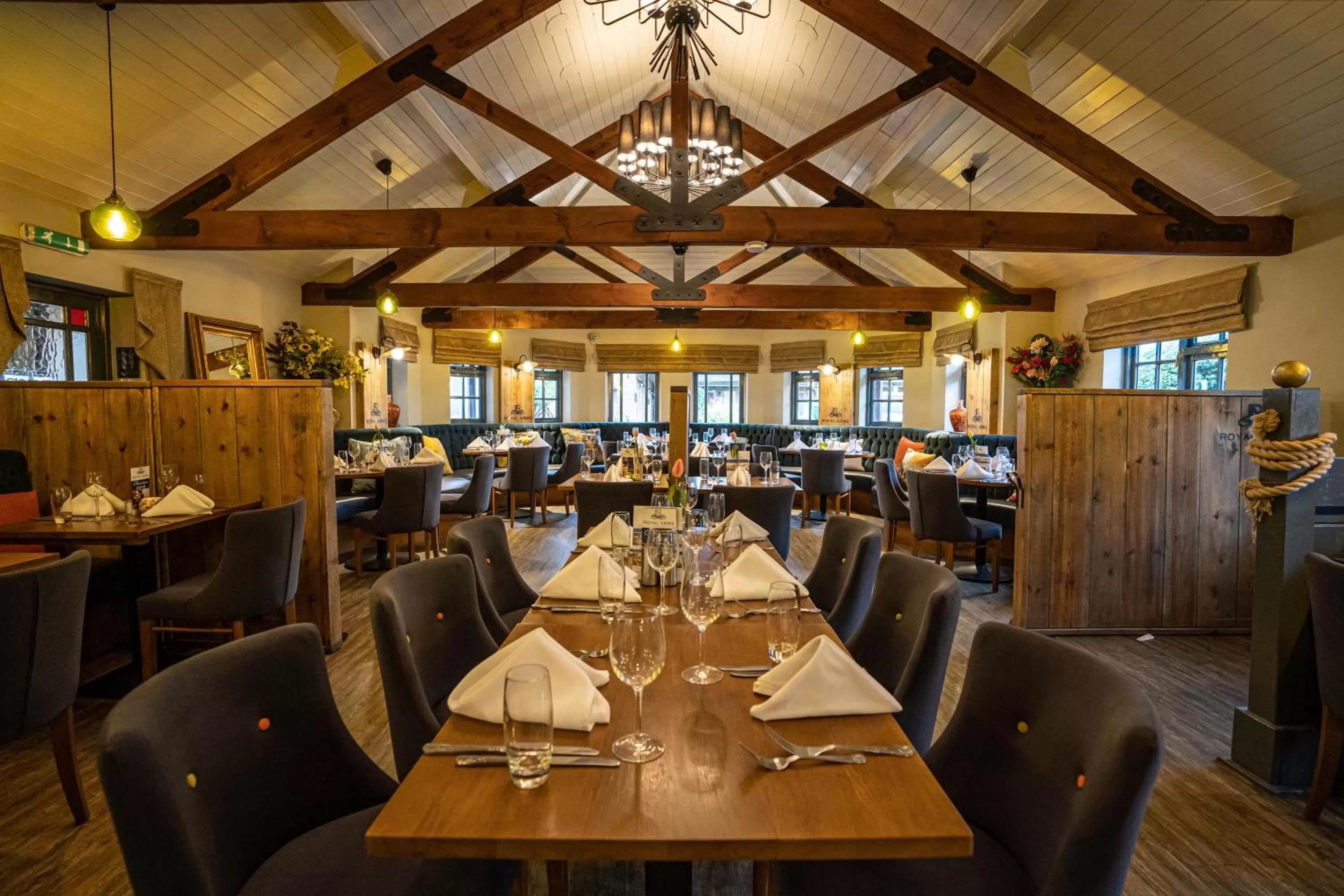 Restaurant/places to eat in The Royal Arms Bed & Breakfast