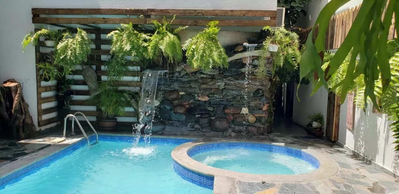 Swimming pool in Batey Hotel Boutique