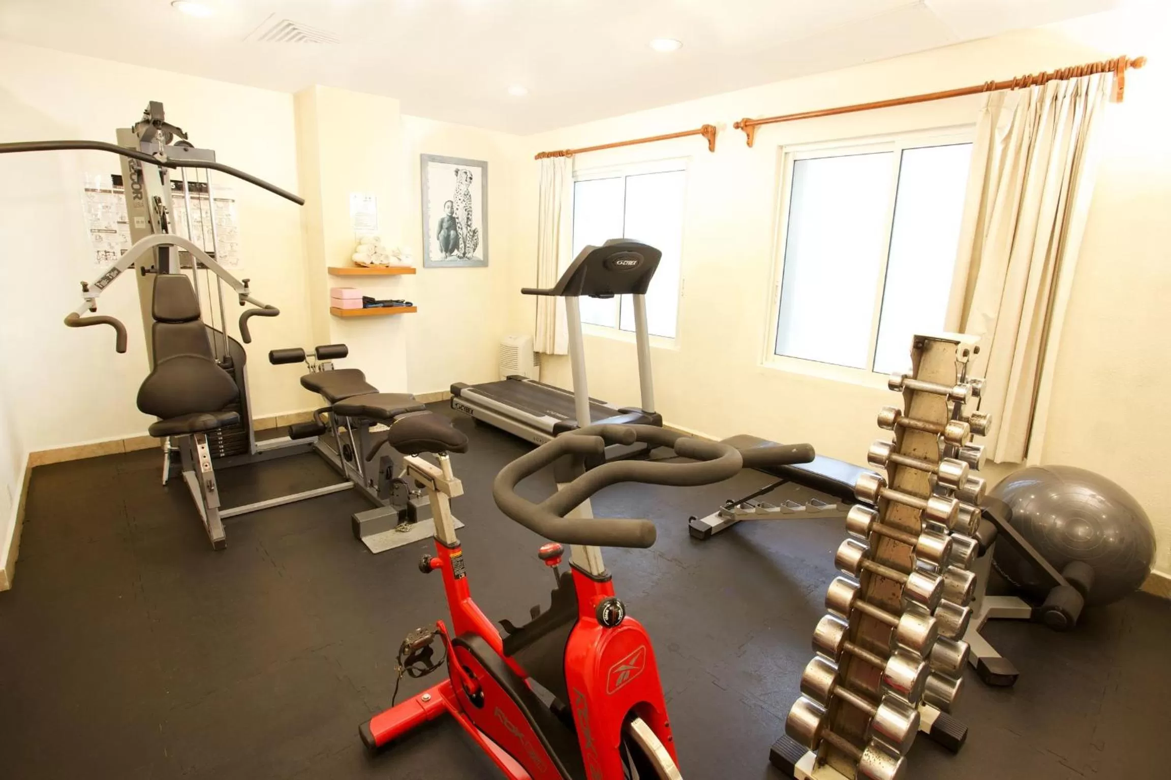 Fitness centre/facilities in Ixchel Beach Hotel