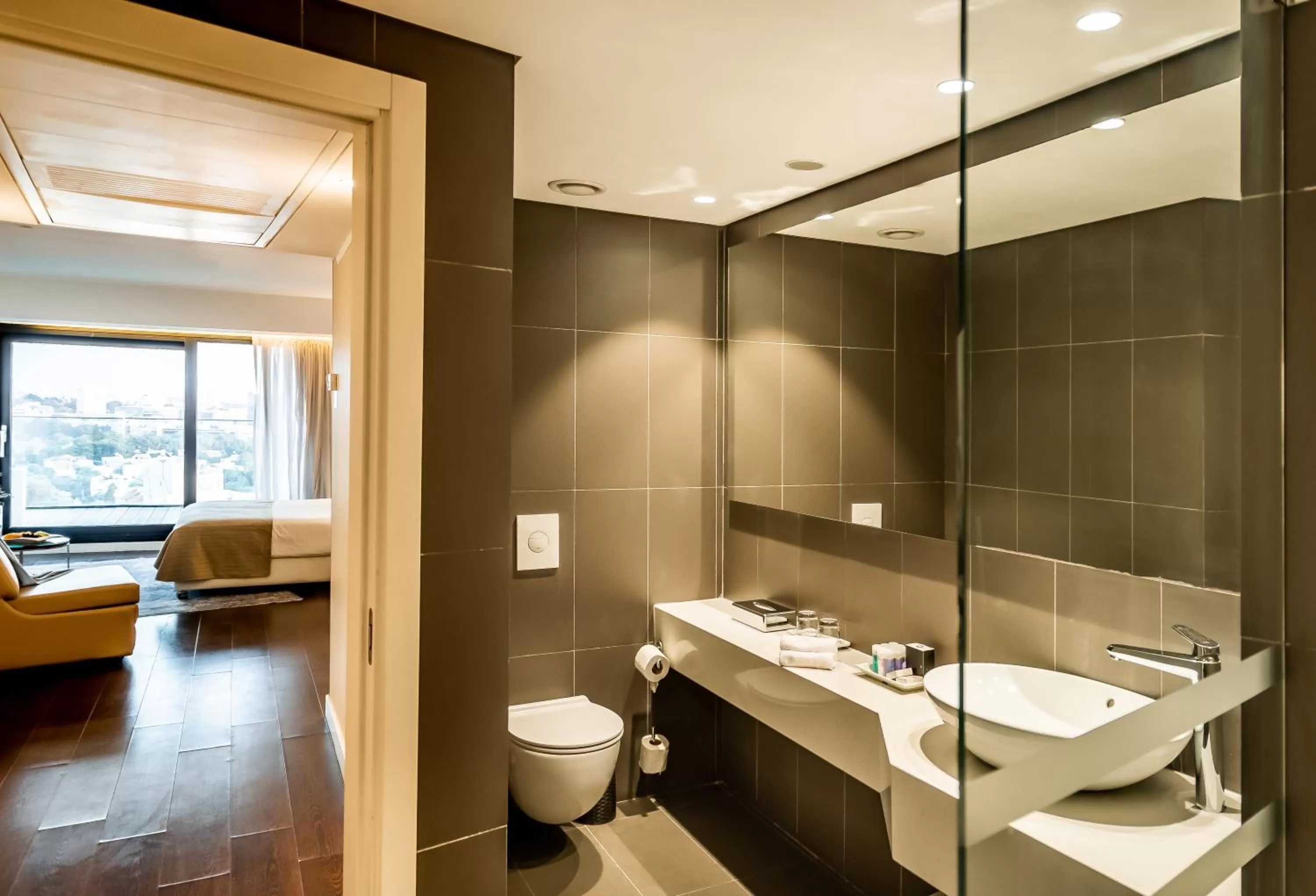 Shower in Daniel Herzliya Hotel