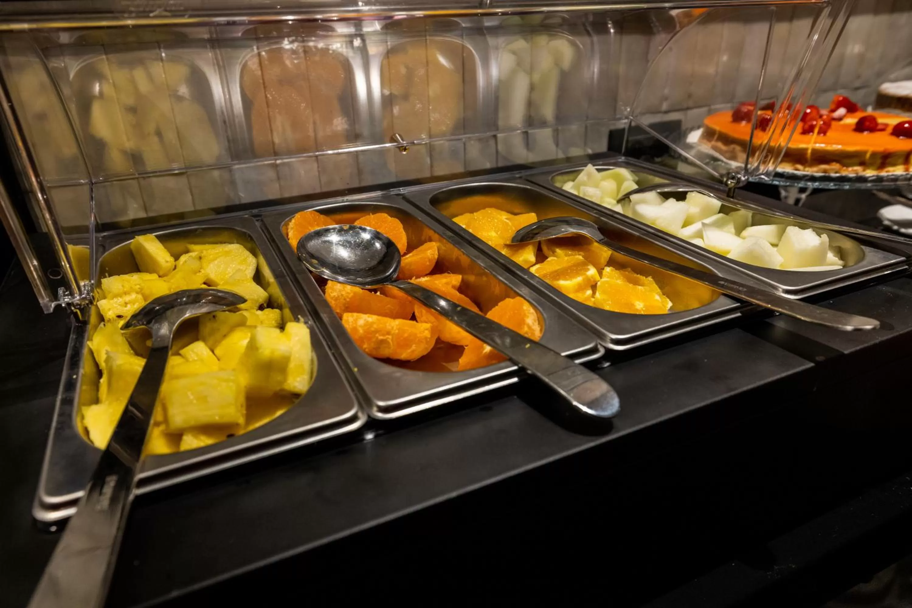 Buffet breakfast in Smart Hotel Central