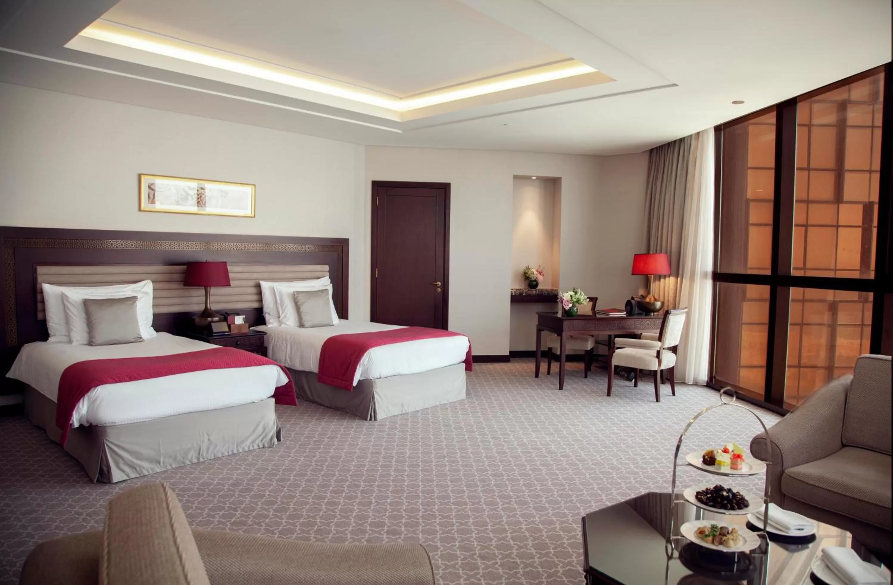 Nearby landmark, Bed in Bab Al Qasr Hotel