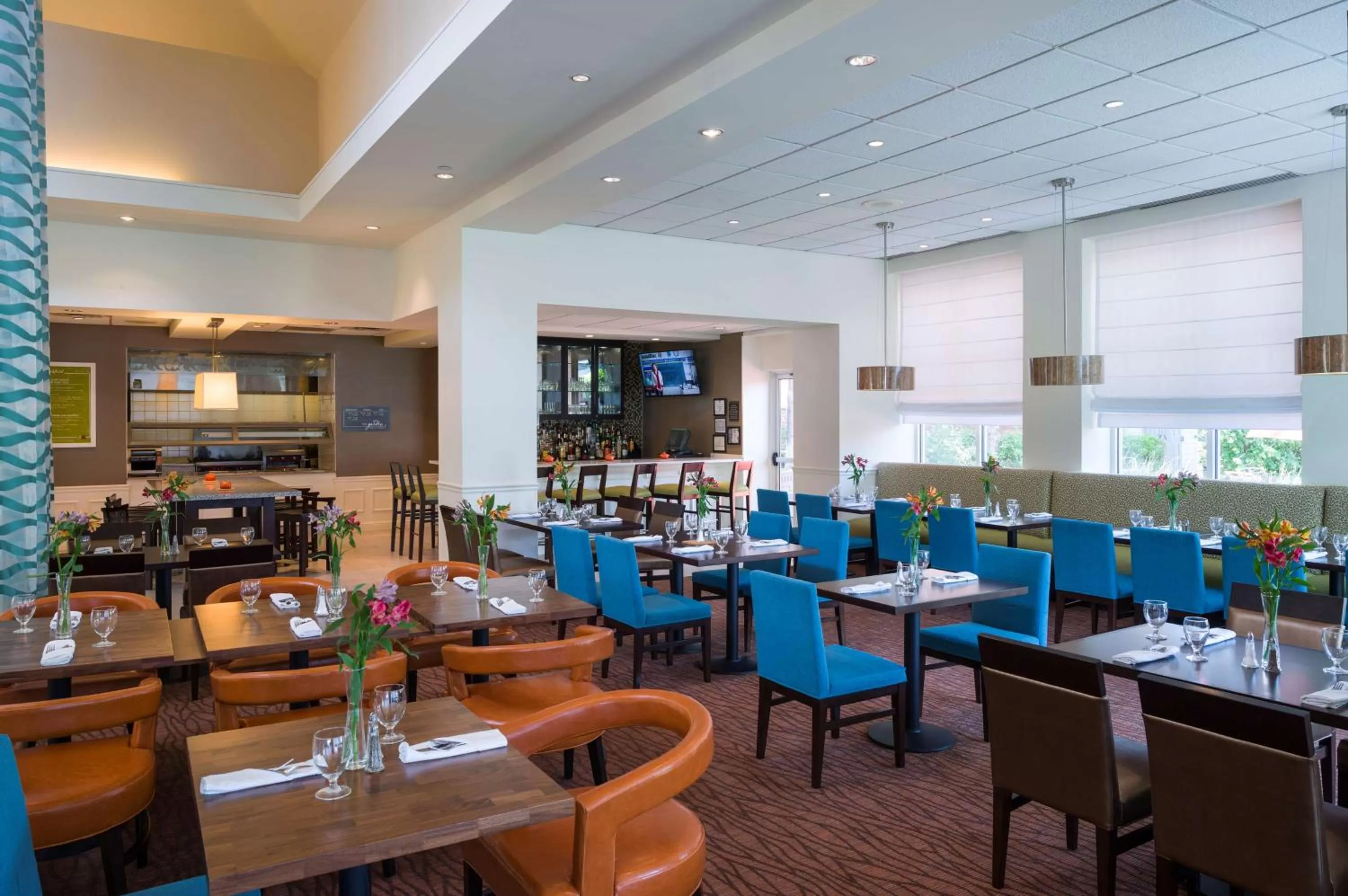 Restaurant/places to eat in Hilton Garden Inn Edison/Raritan Center