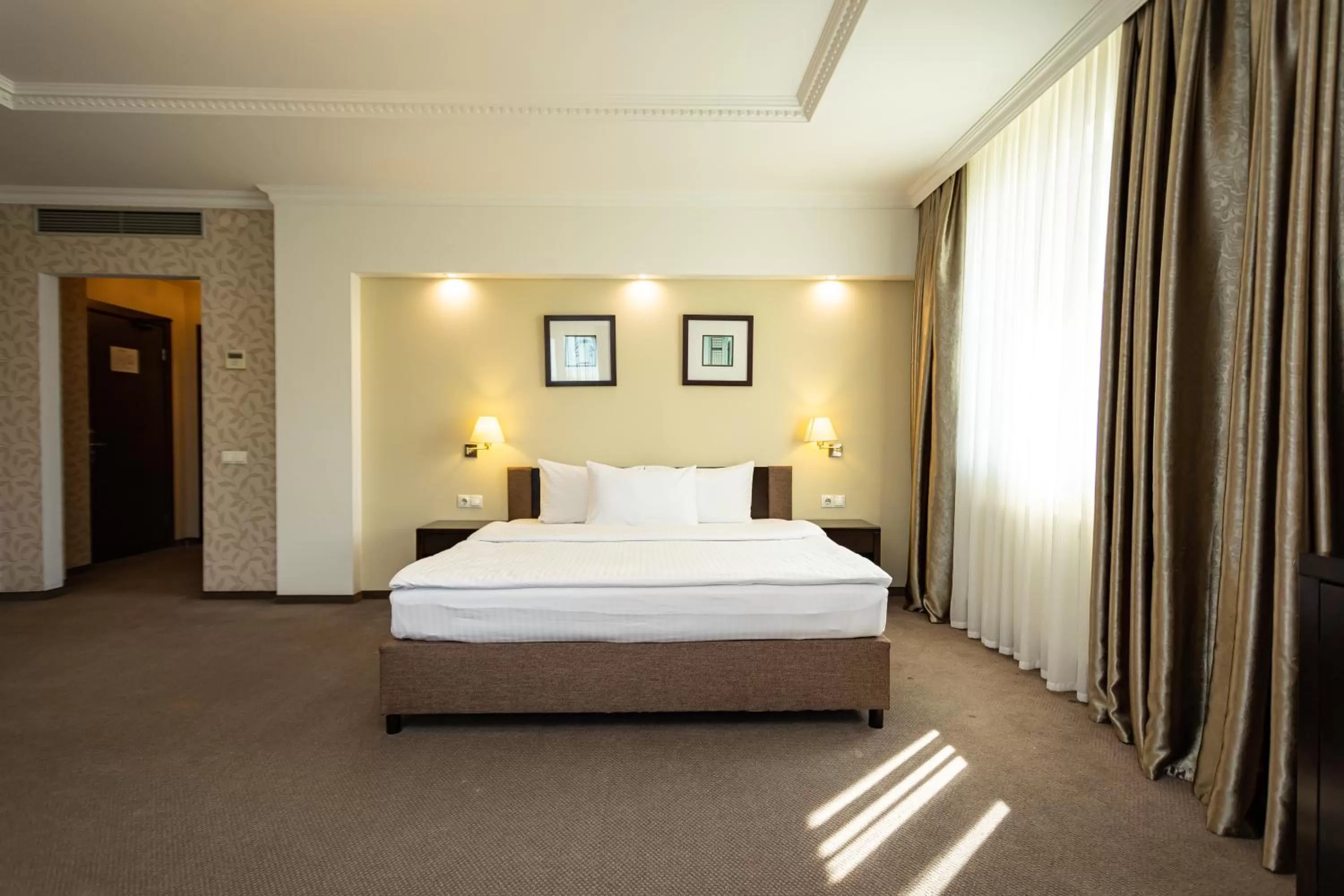 Bed in RiverSide- Hotel and MICE