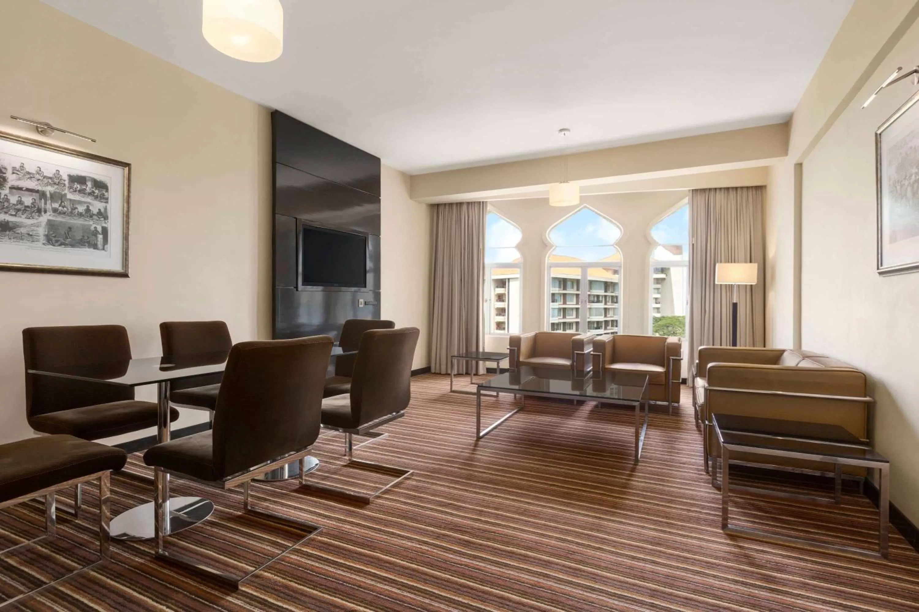 Photo of the whole room in Ramada Colombo