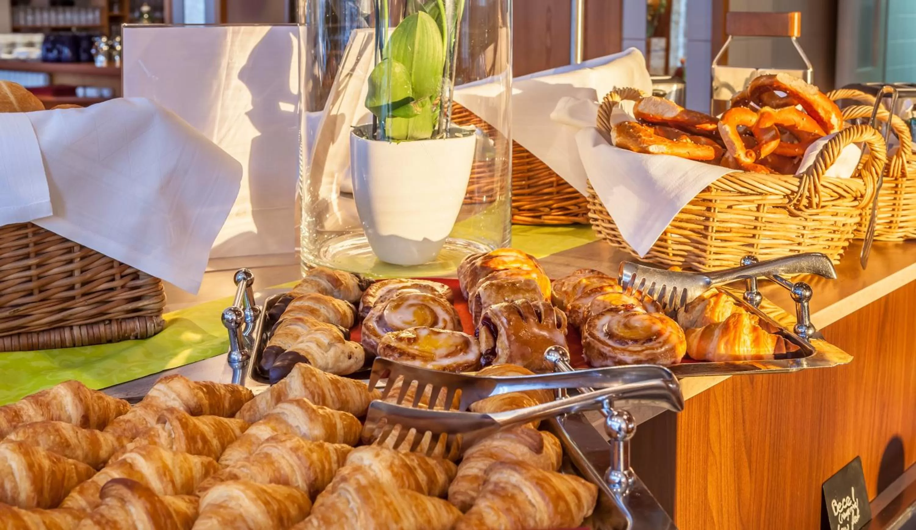Restaurant/places to eat in Holiday Inn Munich - South by IHG